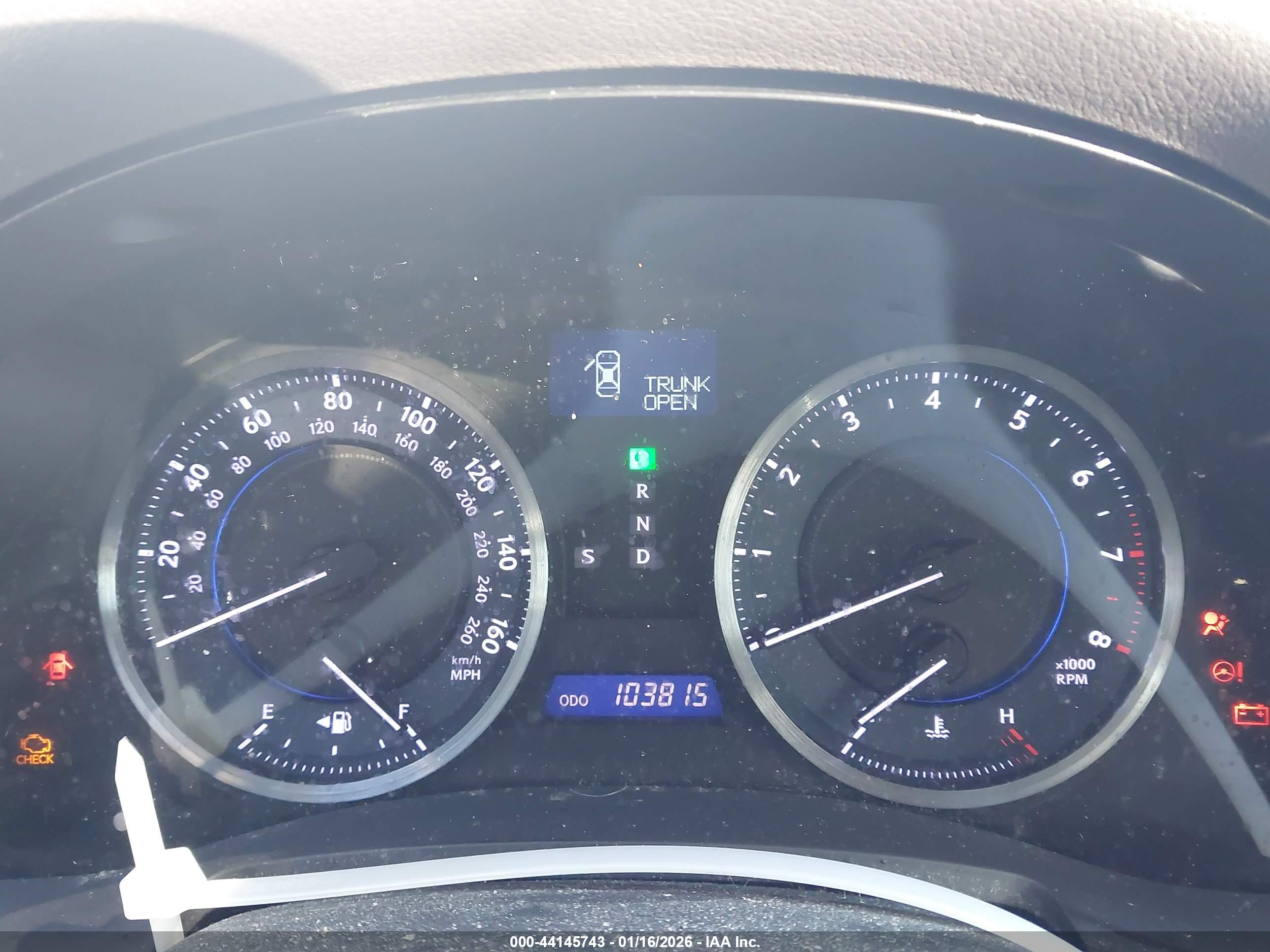 LEXUS IS image 7