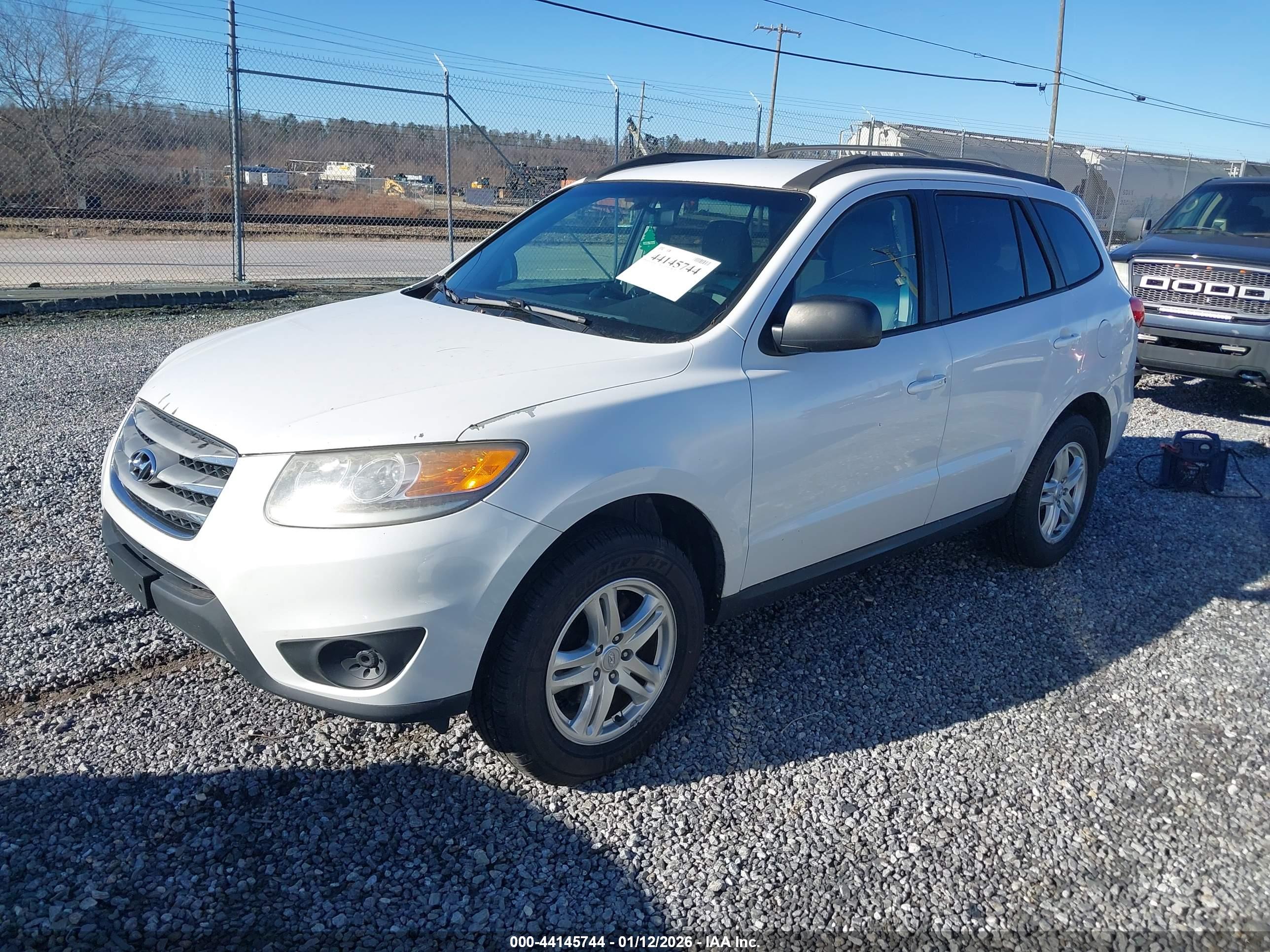 HYUNDAI SANTA image 2
