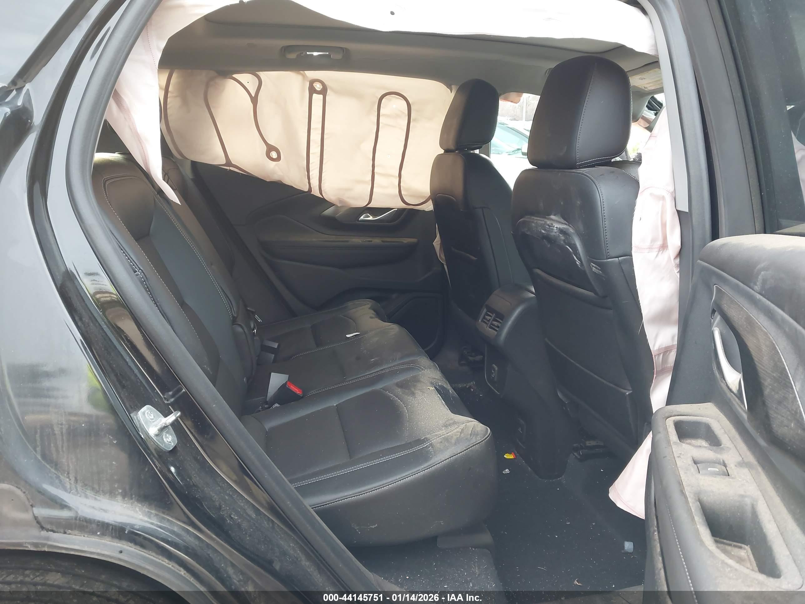 GMC TERRAIN image 8