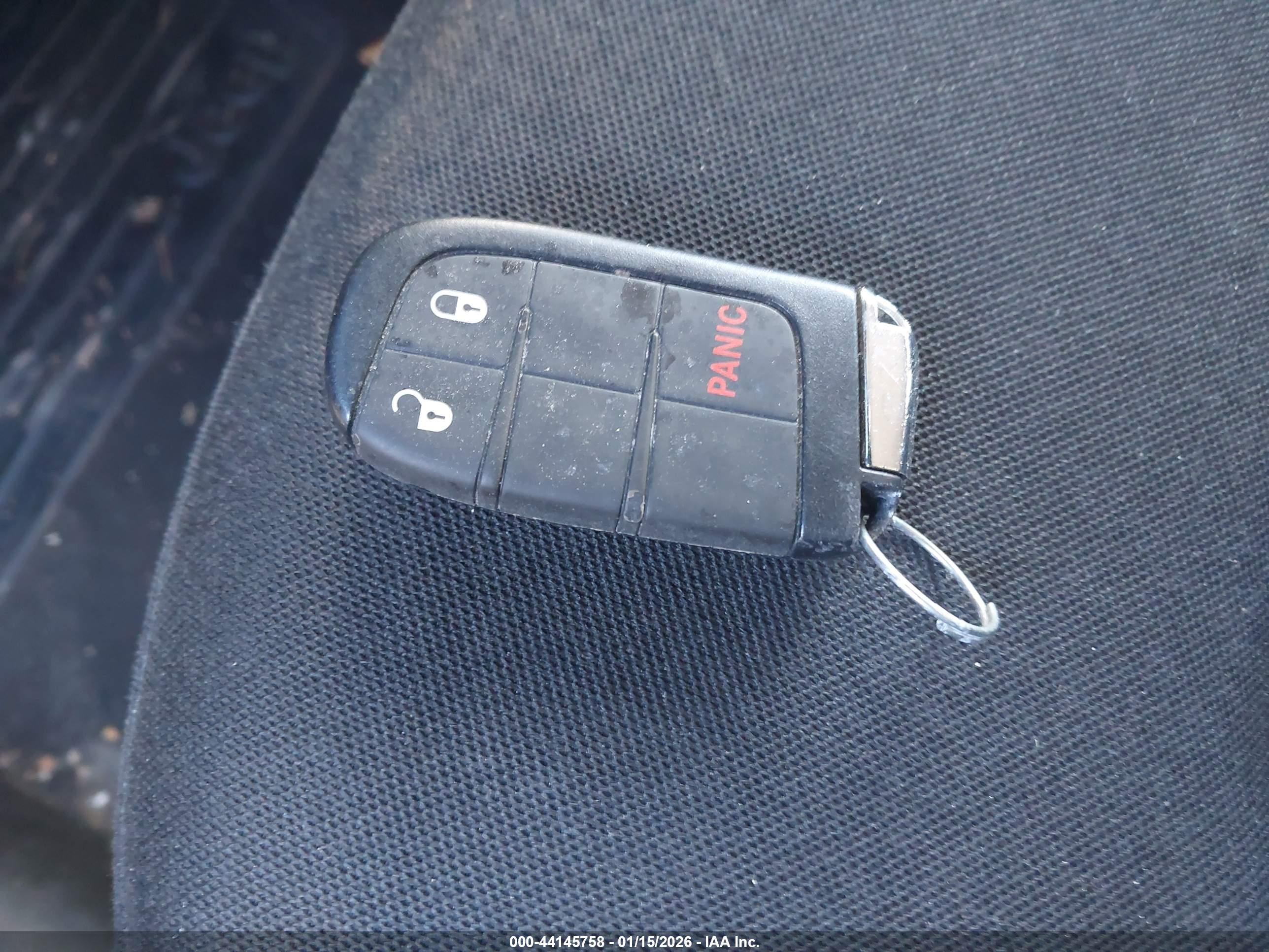 JEEP RENEGADE image 11