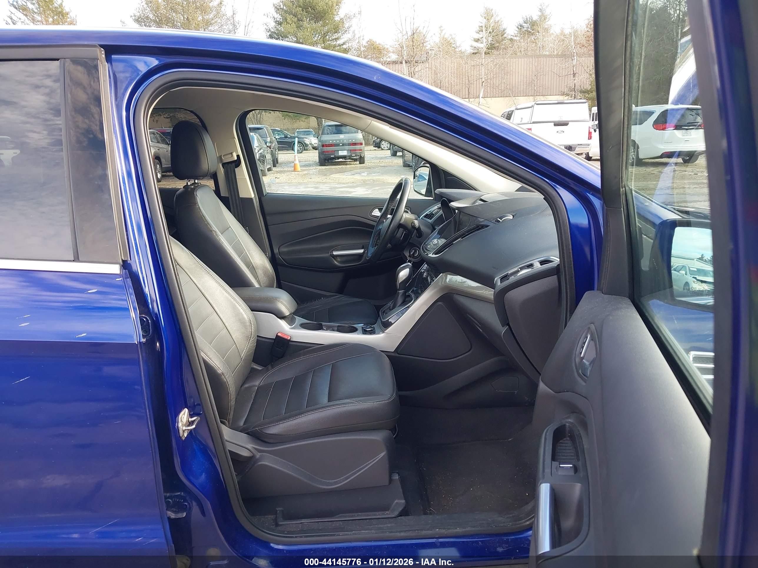 FORD ESCAPE image 5
