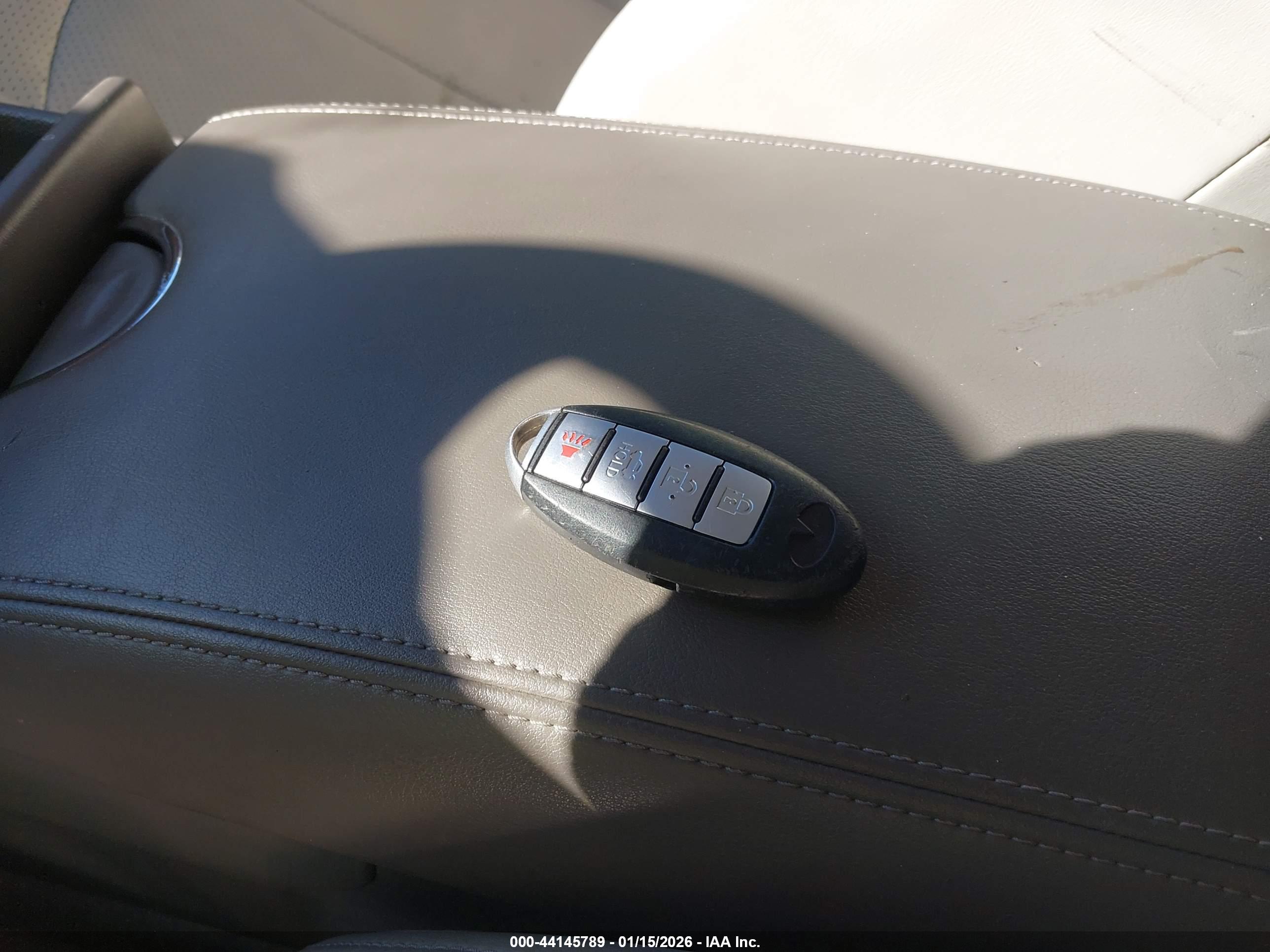 INFINITI G37 image 11