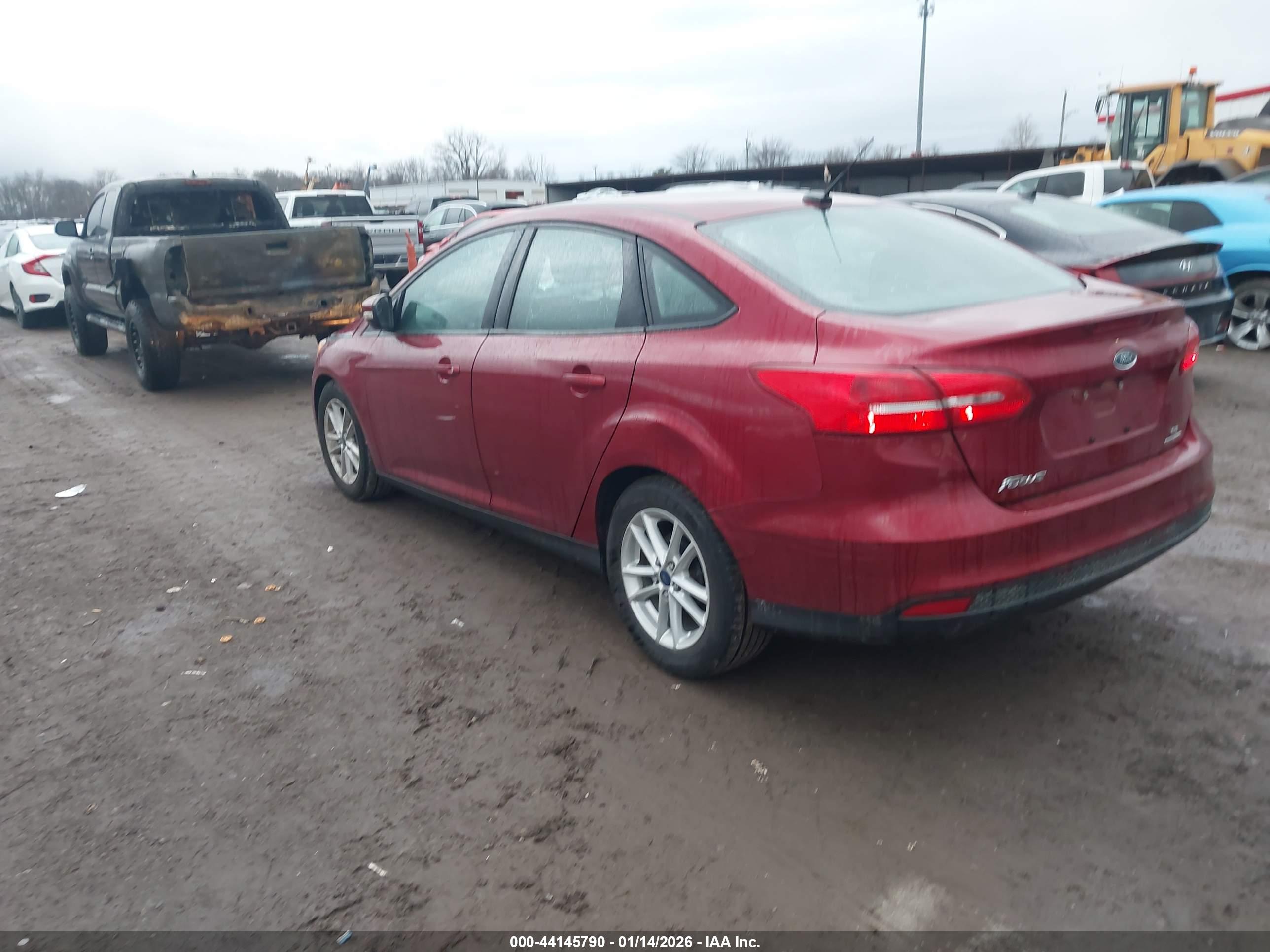 FORD FOCUS image 3