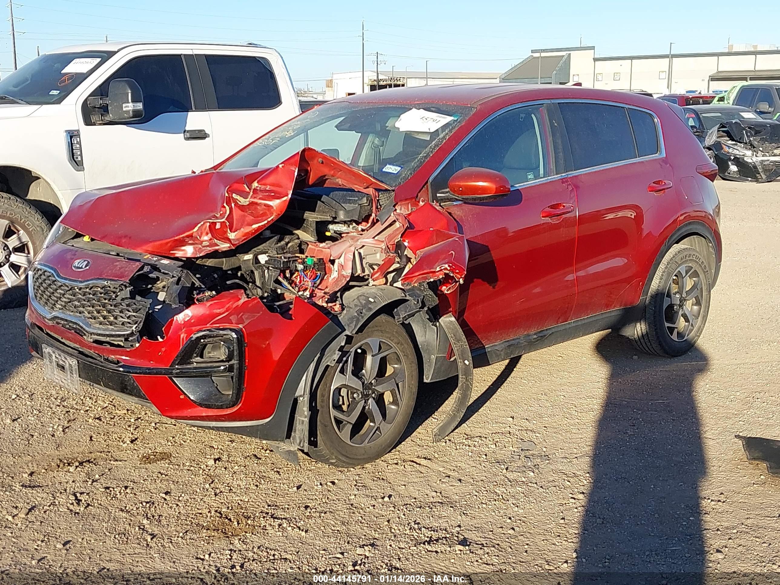 KIA SPORTAGE image 2