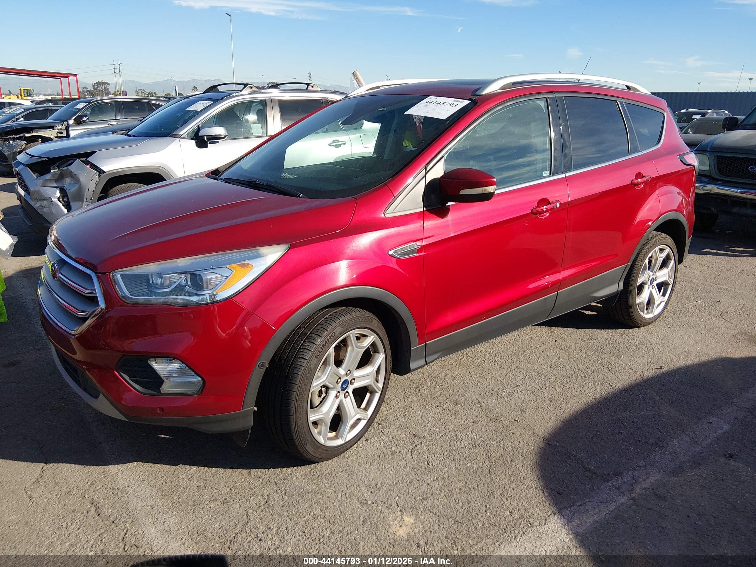 FORD ESCAPE image 2