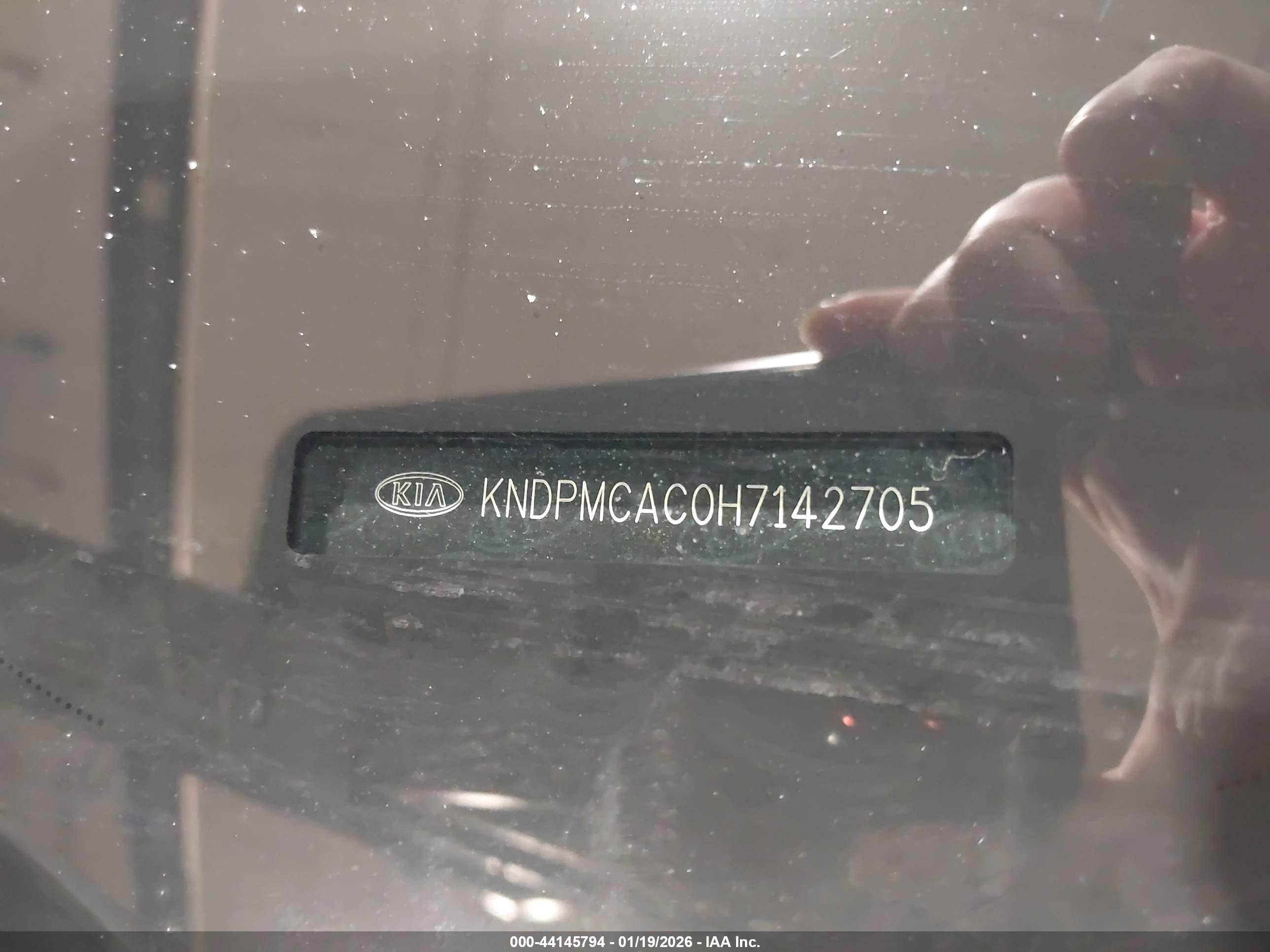 KIA SPORTAGE image 9