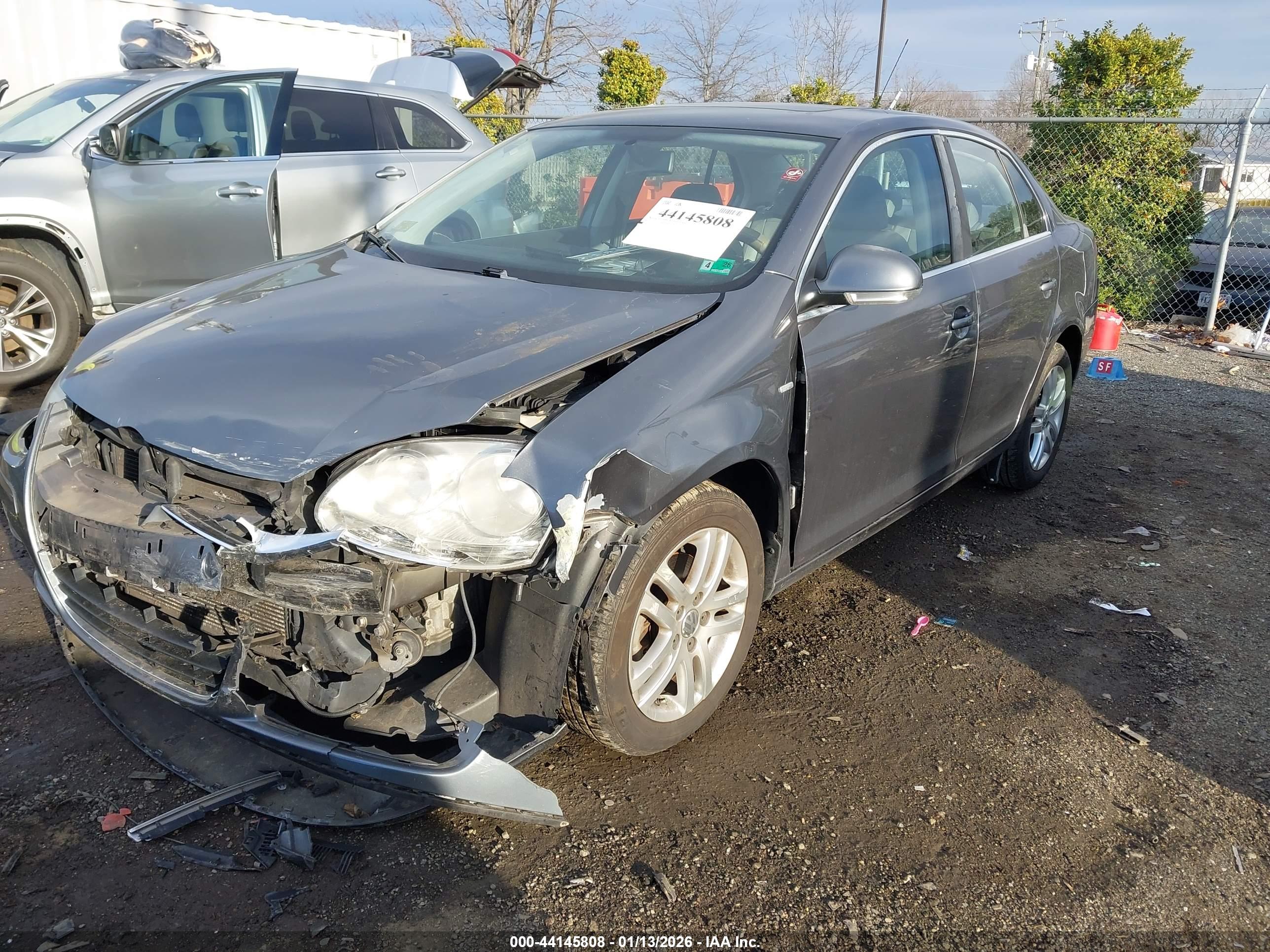 VOLKSWAGEN JETTA image 2