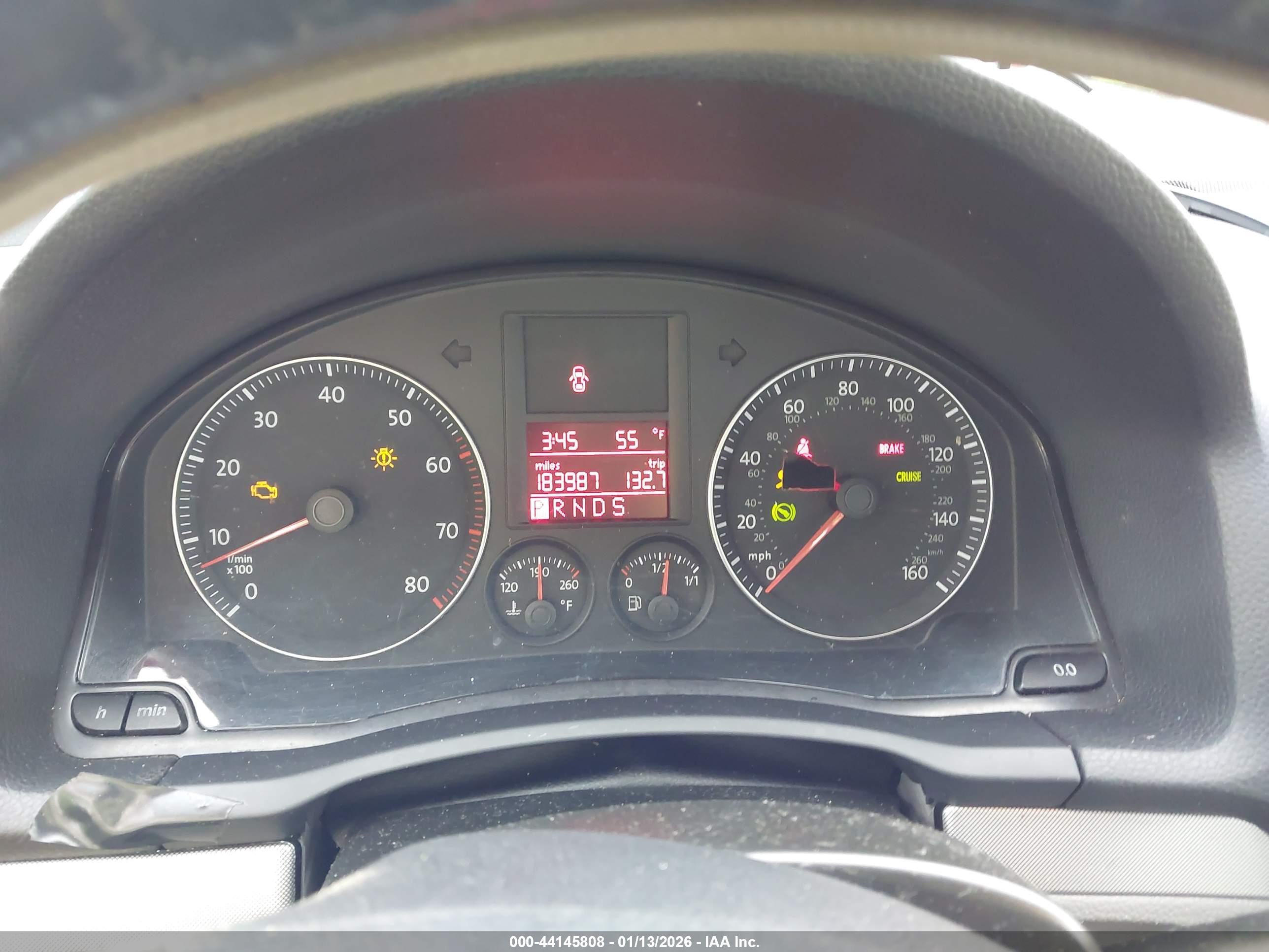 VOLKSWAGEN JETTA image 7