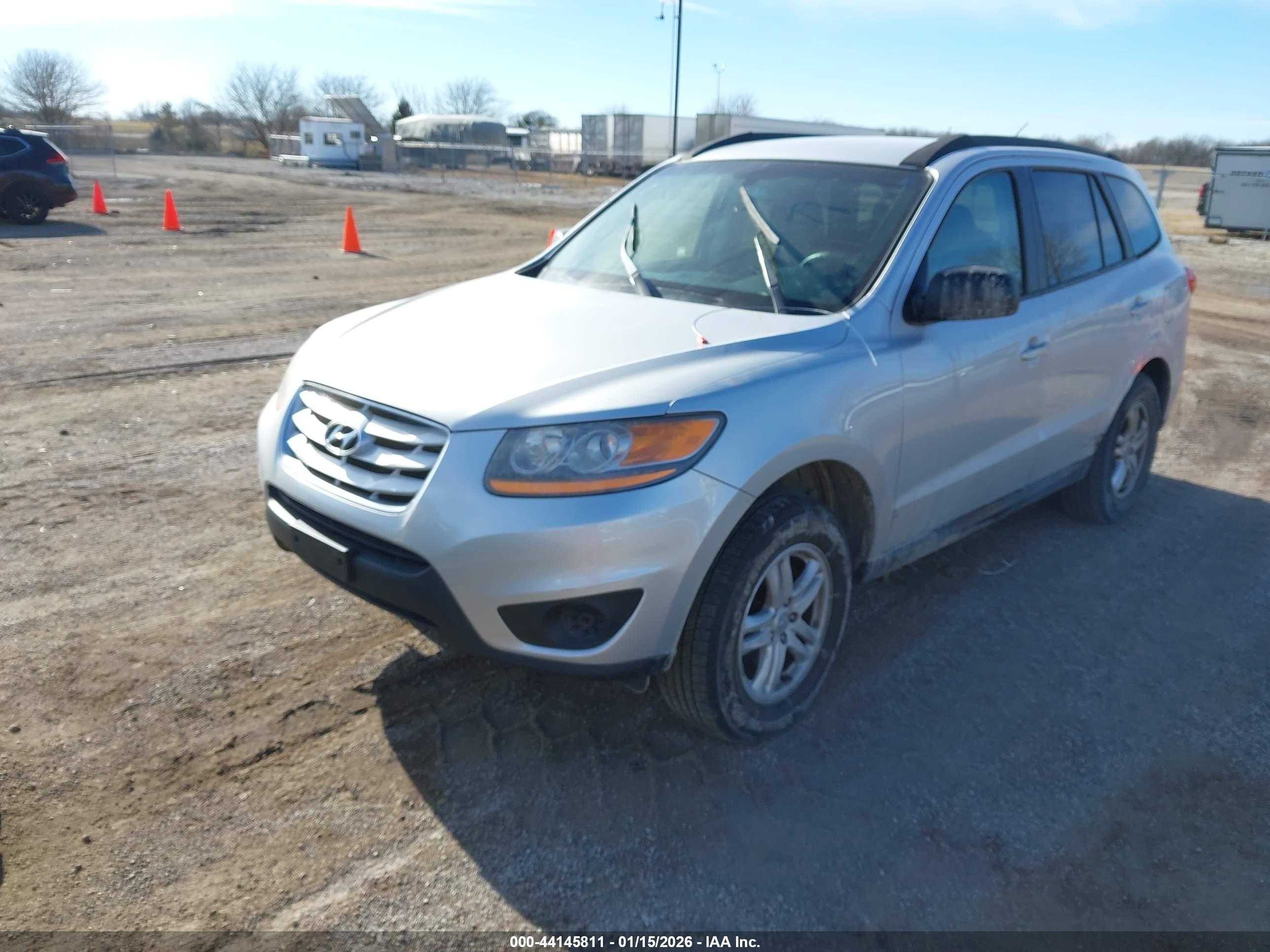 HYUNDAI SANTA image 2