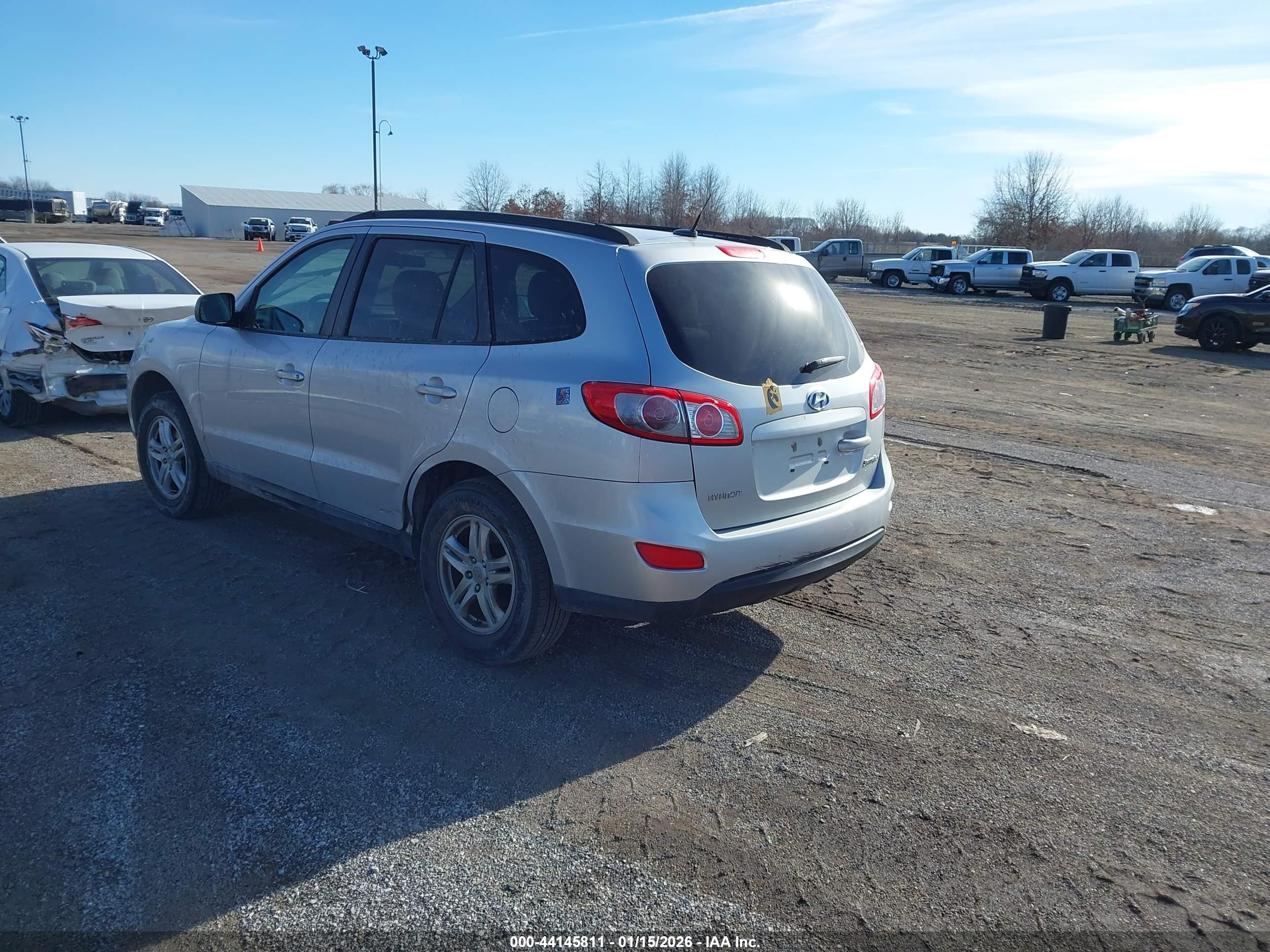 HYUNDAI SANTA image 3