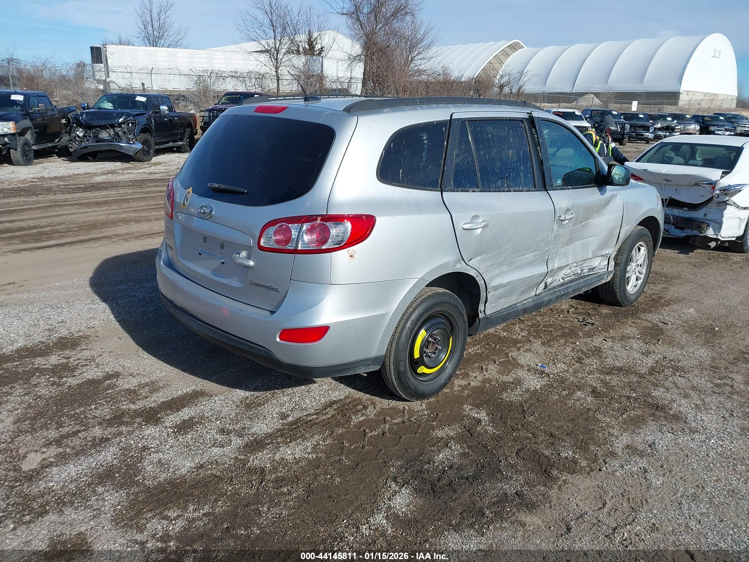 HYUNDAI SANTA image 4