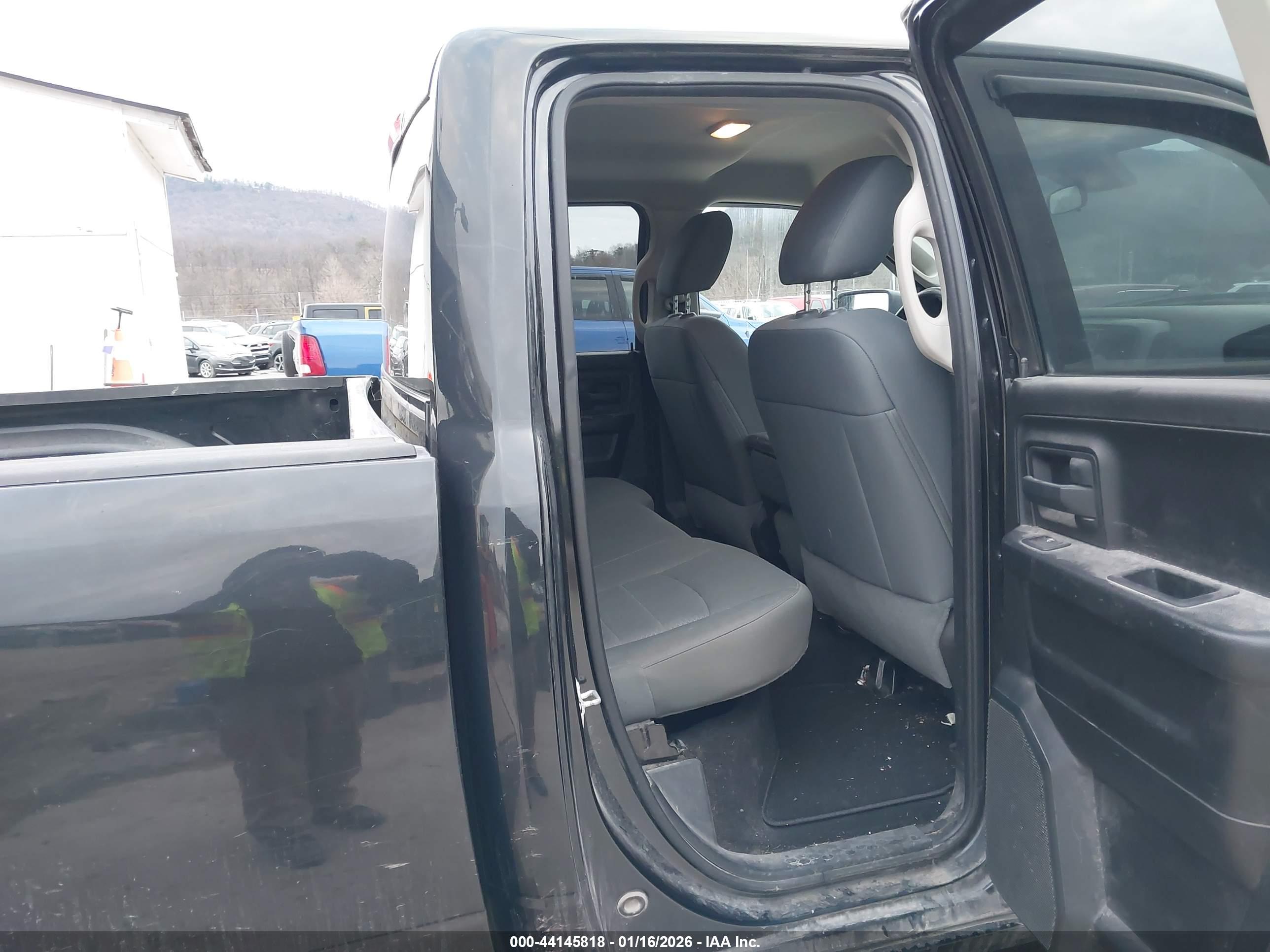 RAM 1500 image 8
