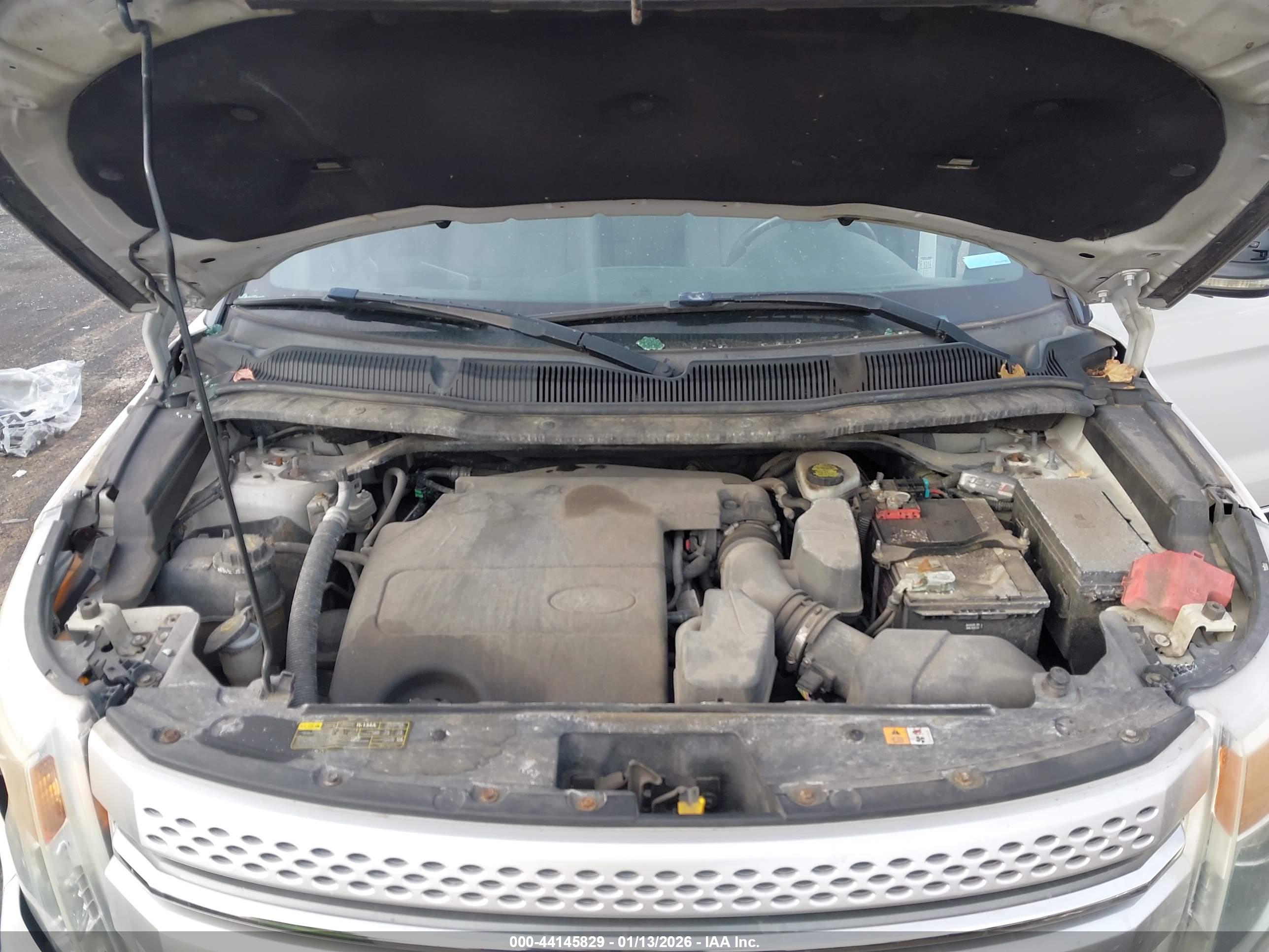 FORD EXPLORER image 10