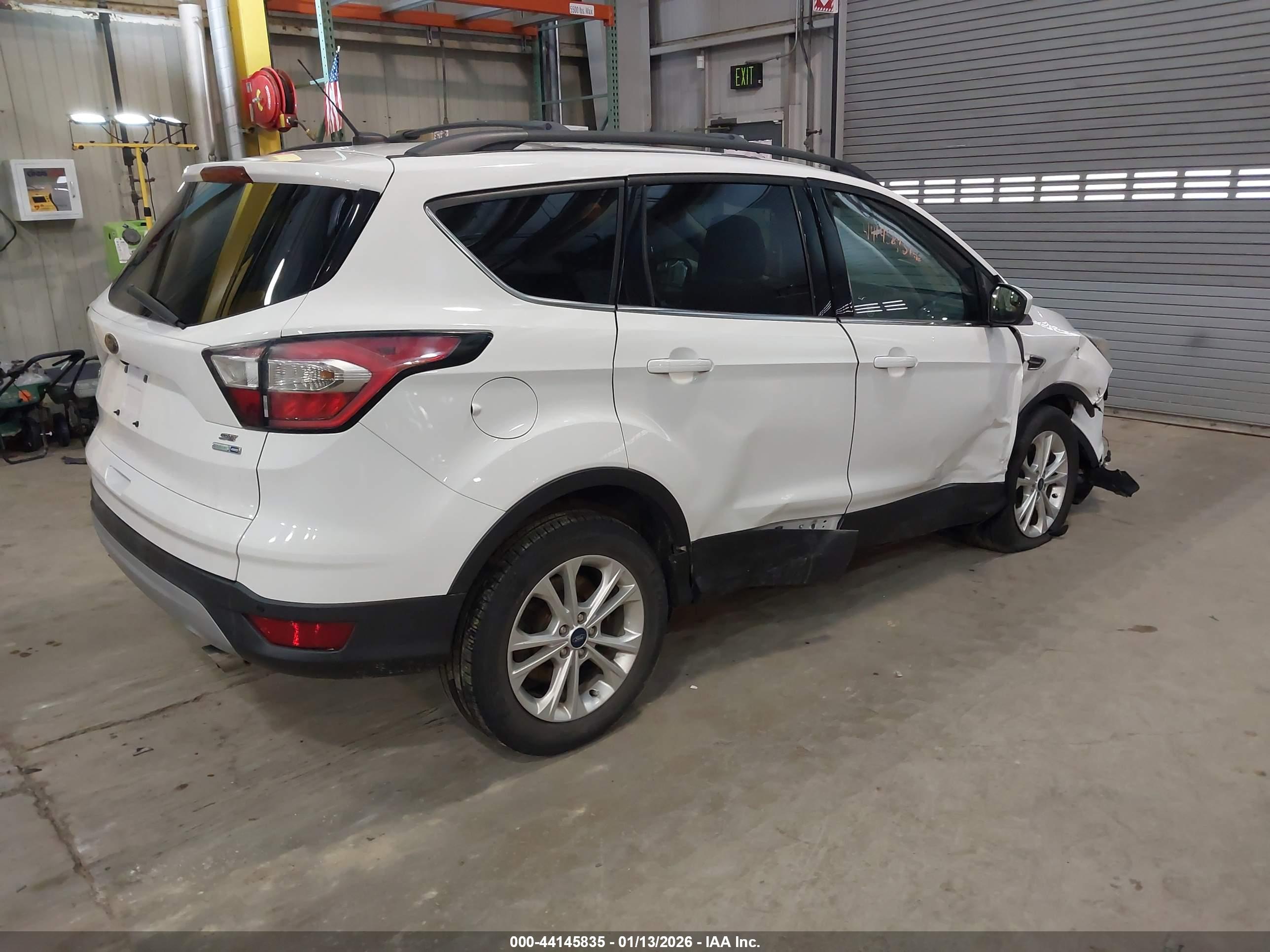 FORD ESCAPE image 4