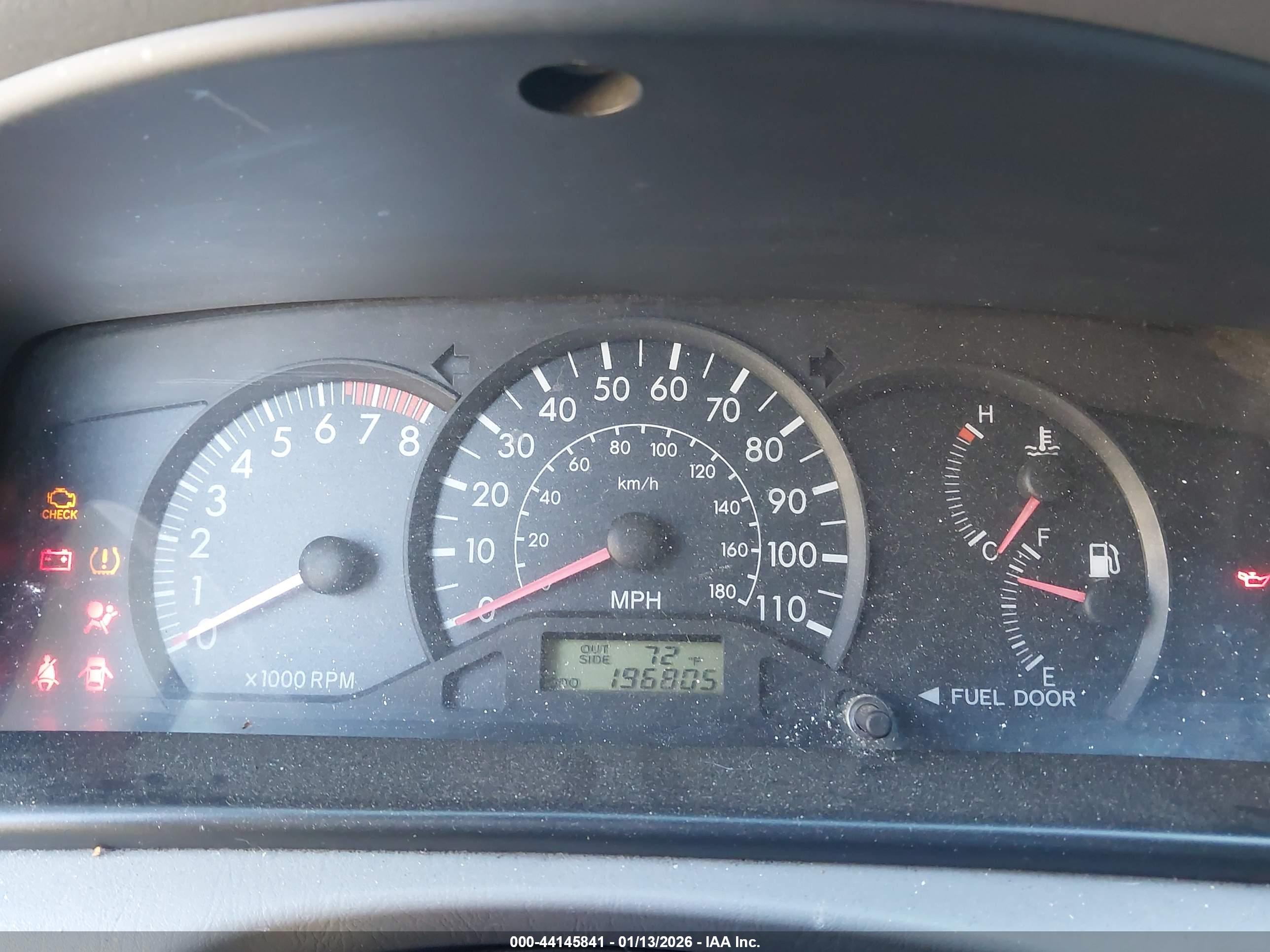 TOYOTA COROLLA image 7