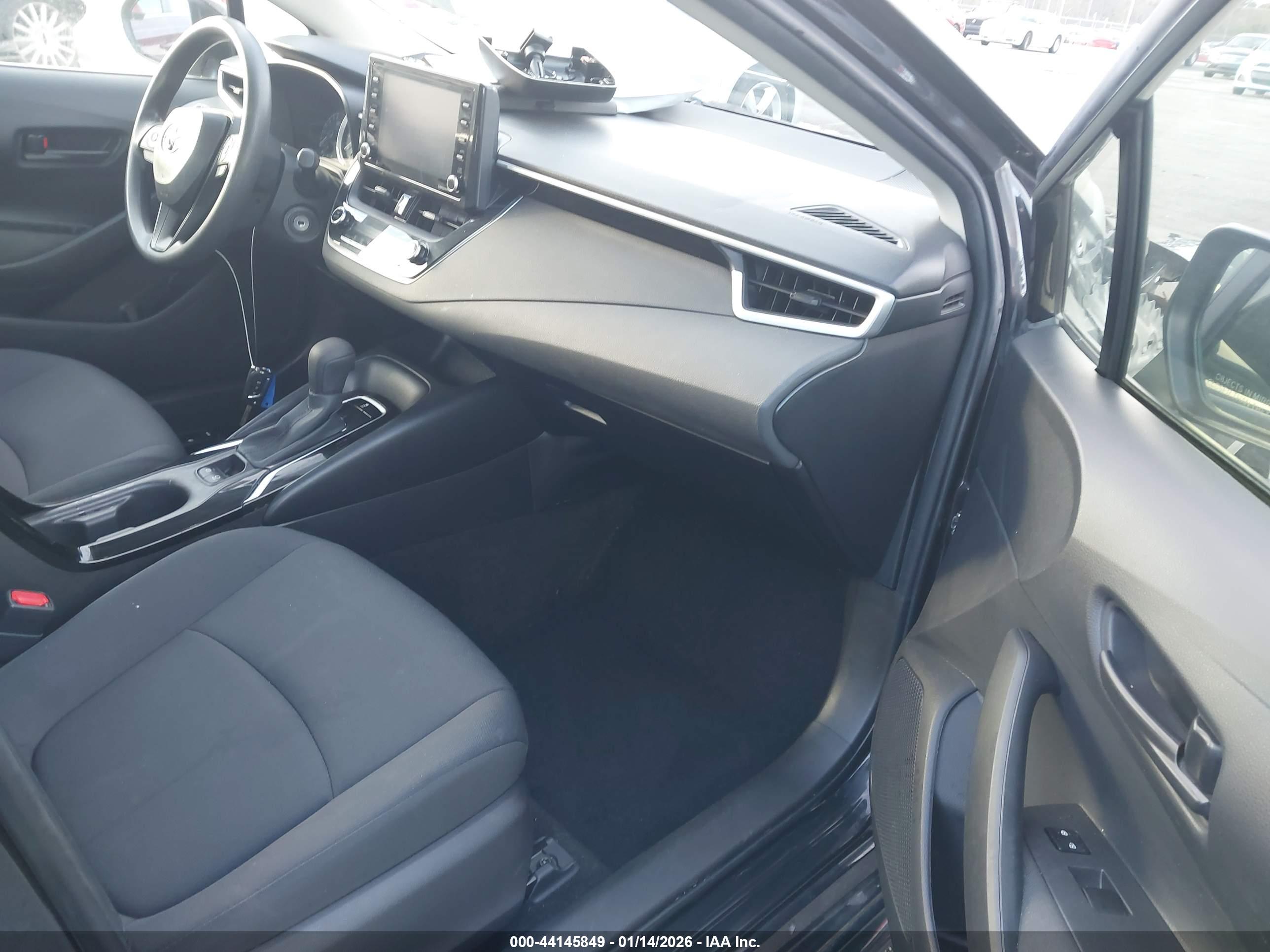 TOYOTA COROLLA image 5