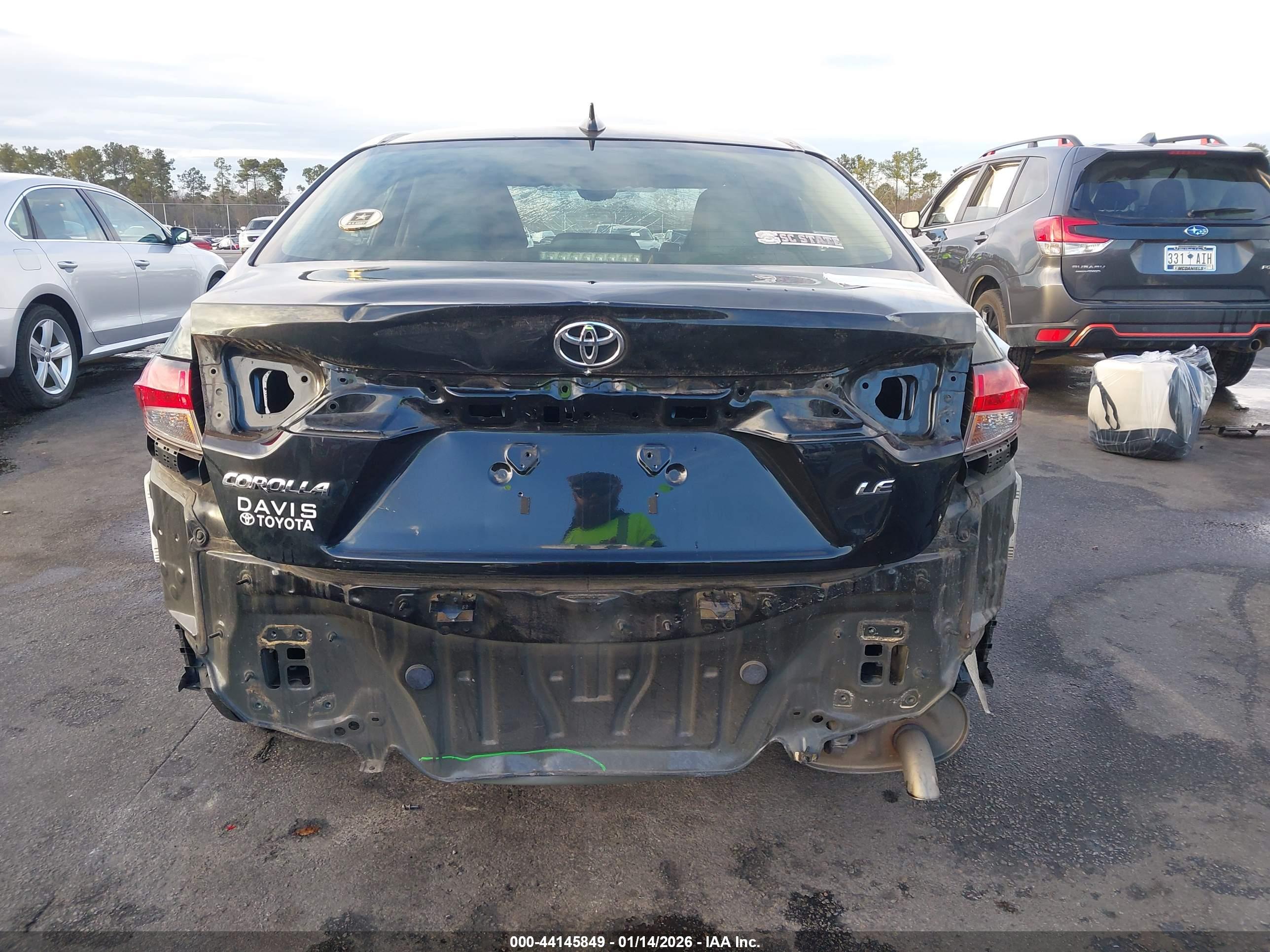 TOYOTA COROLLA image 6