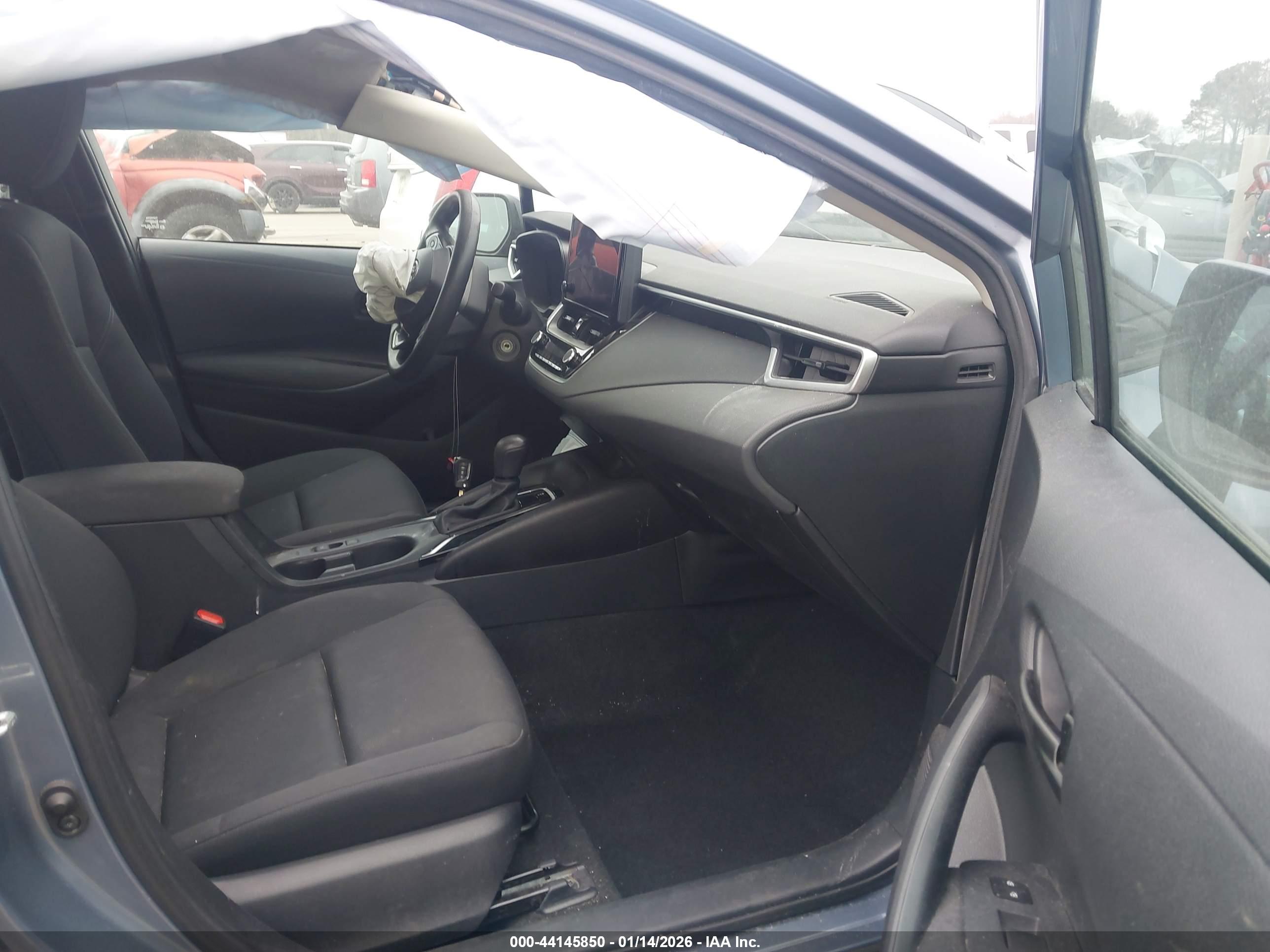 TOYOTA COROLLA image 5