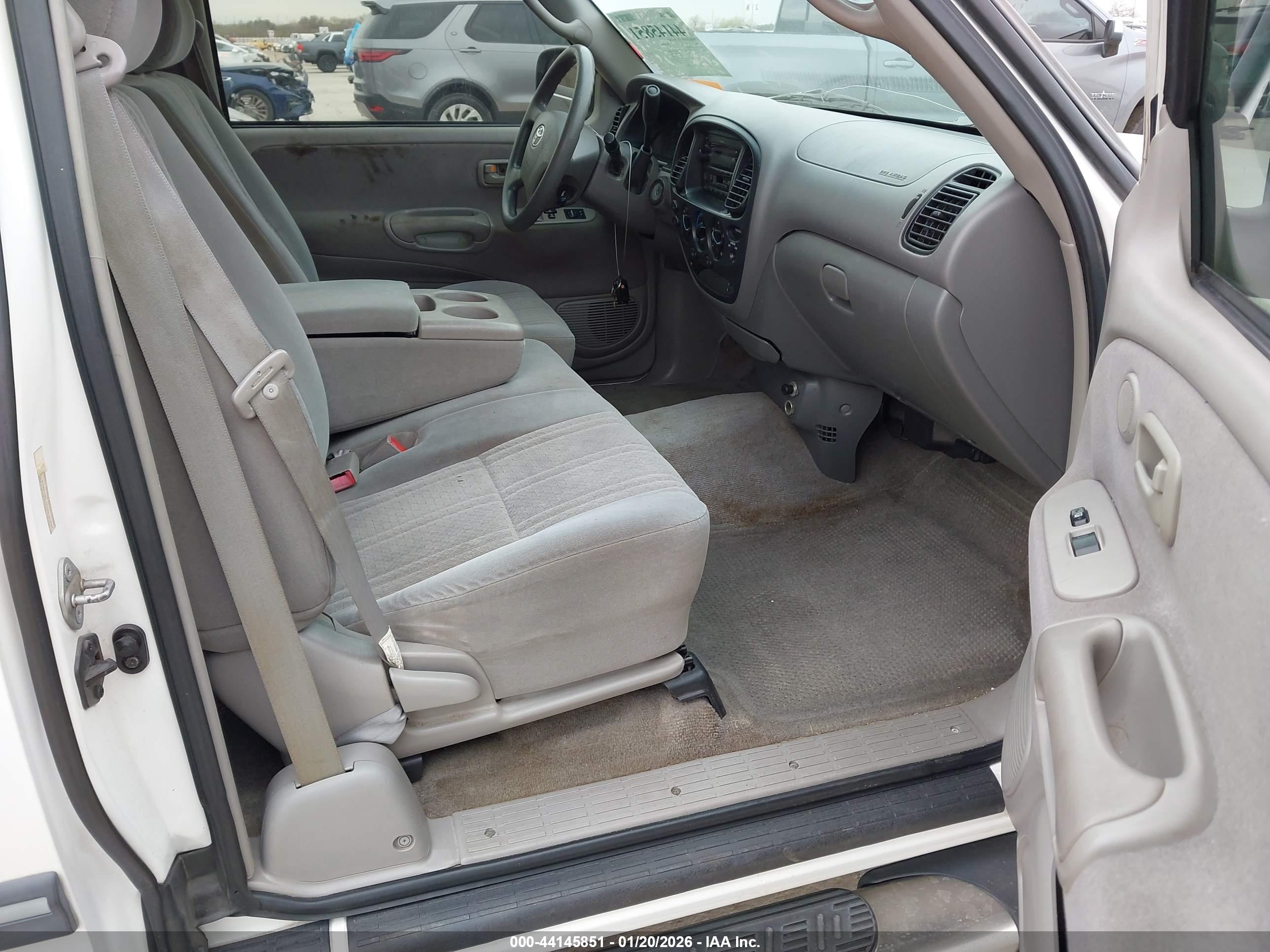 TOYOTA TUNDRA image 5