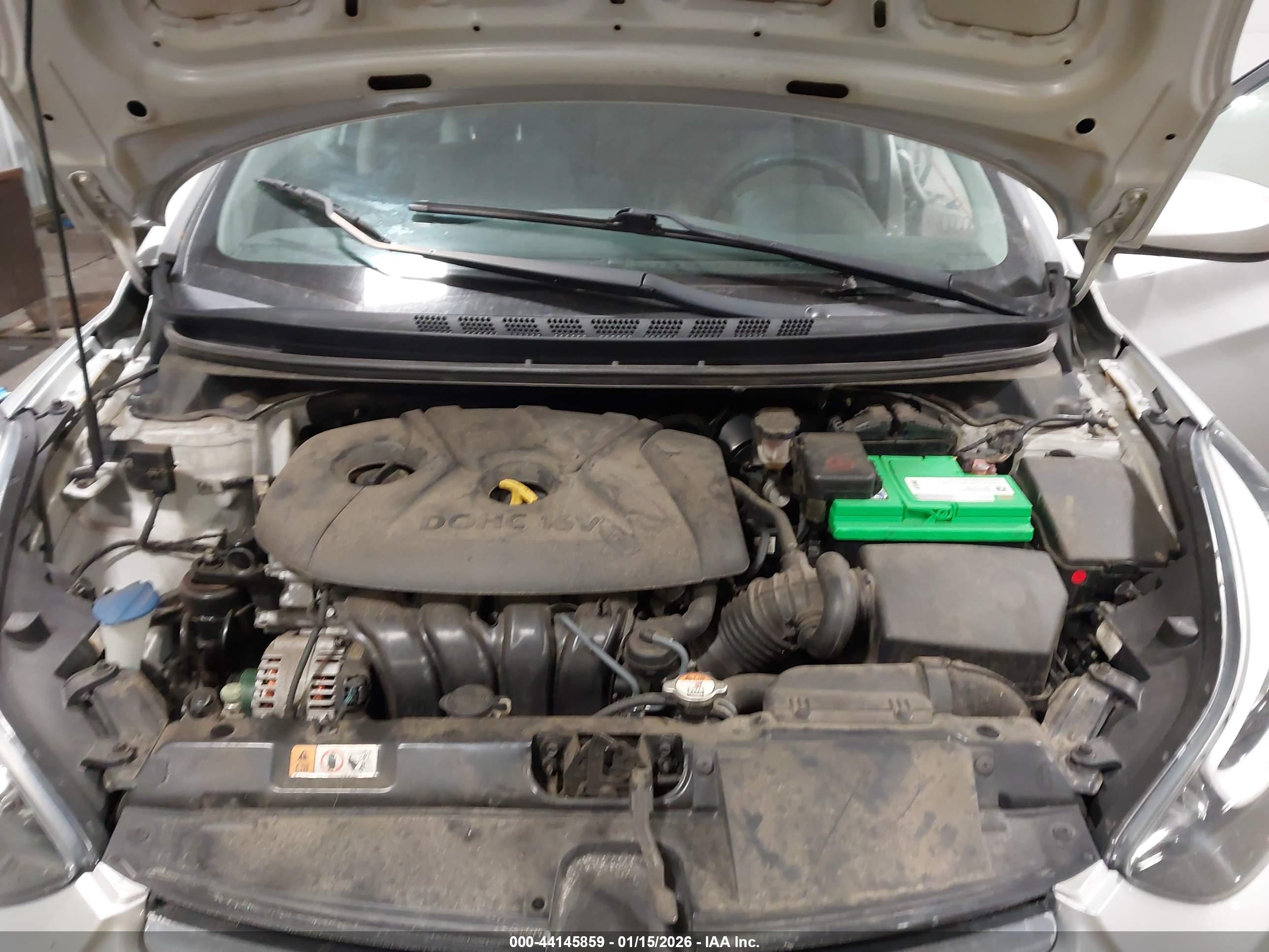 HYUNDAI ELANTRA image 10