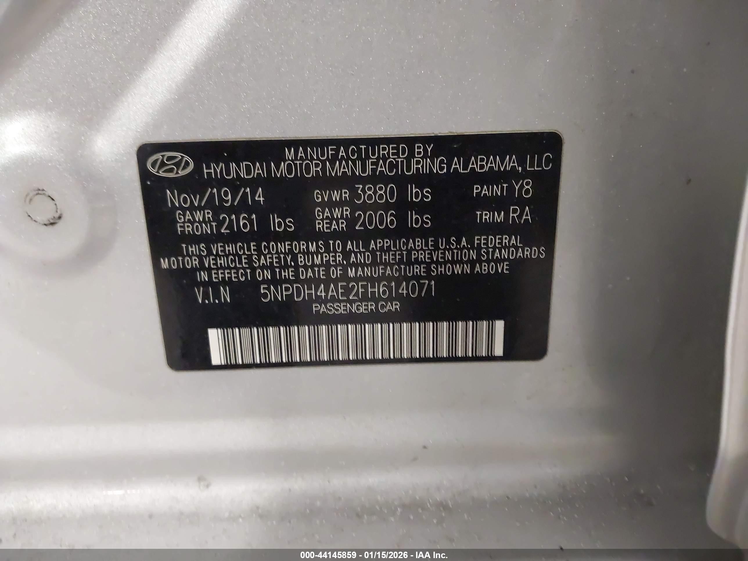 HYUNDAI ELANTRA image 9