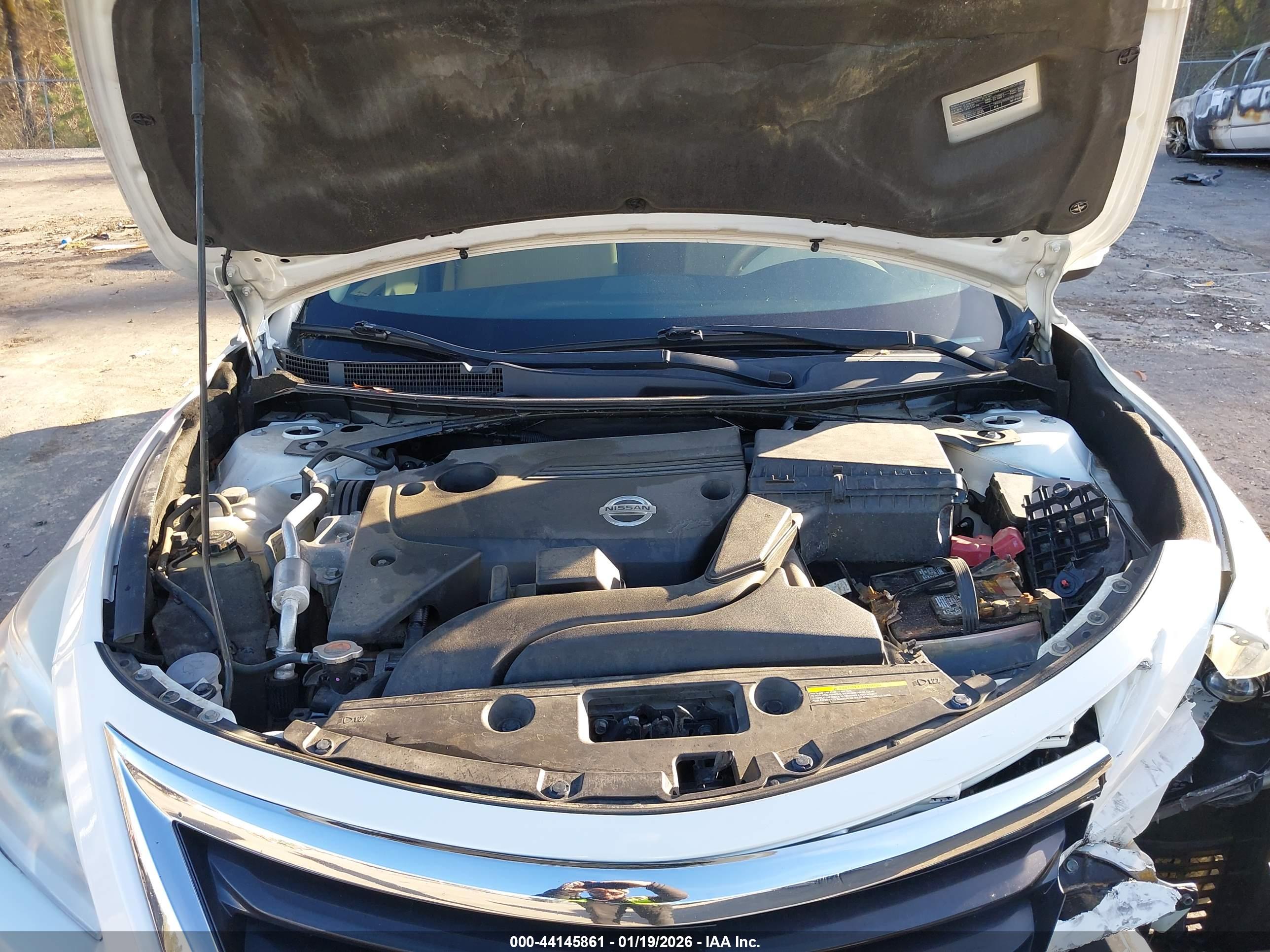 NISSAN ALTIMA image 10
