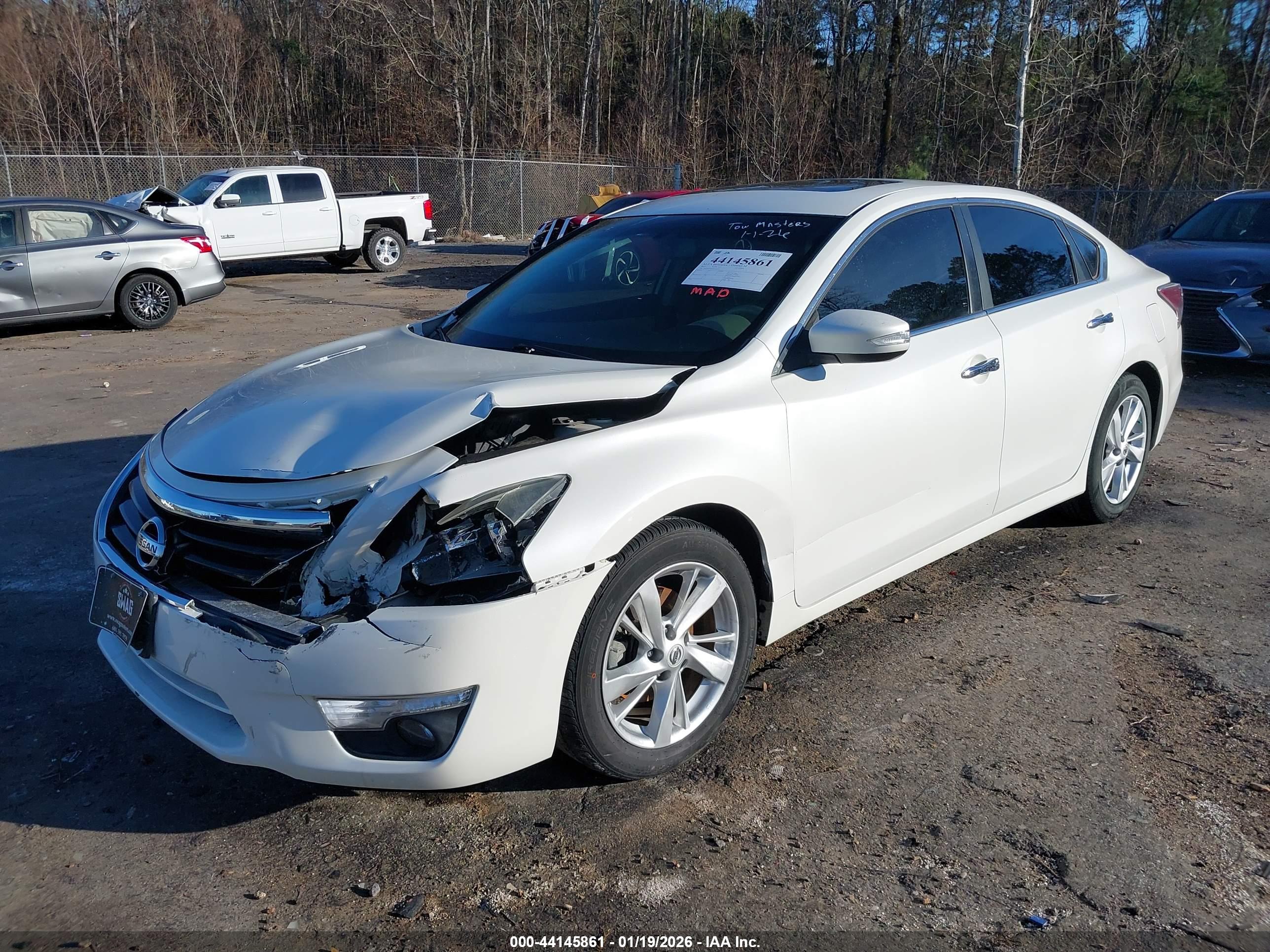 NISSAN ALTIMA image 2