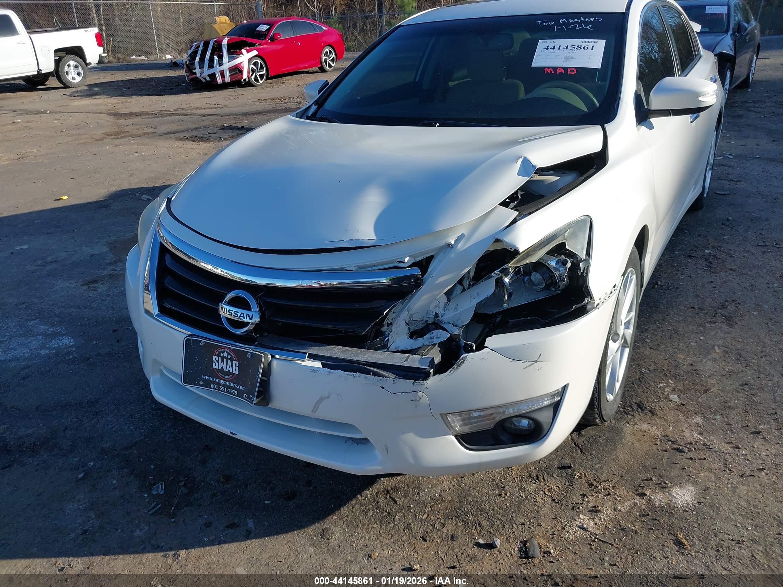 NISSAN ALTIMA image 6