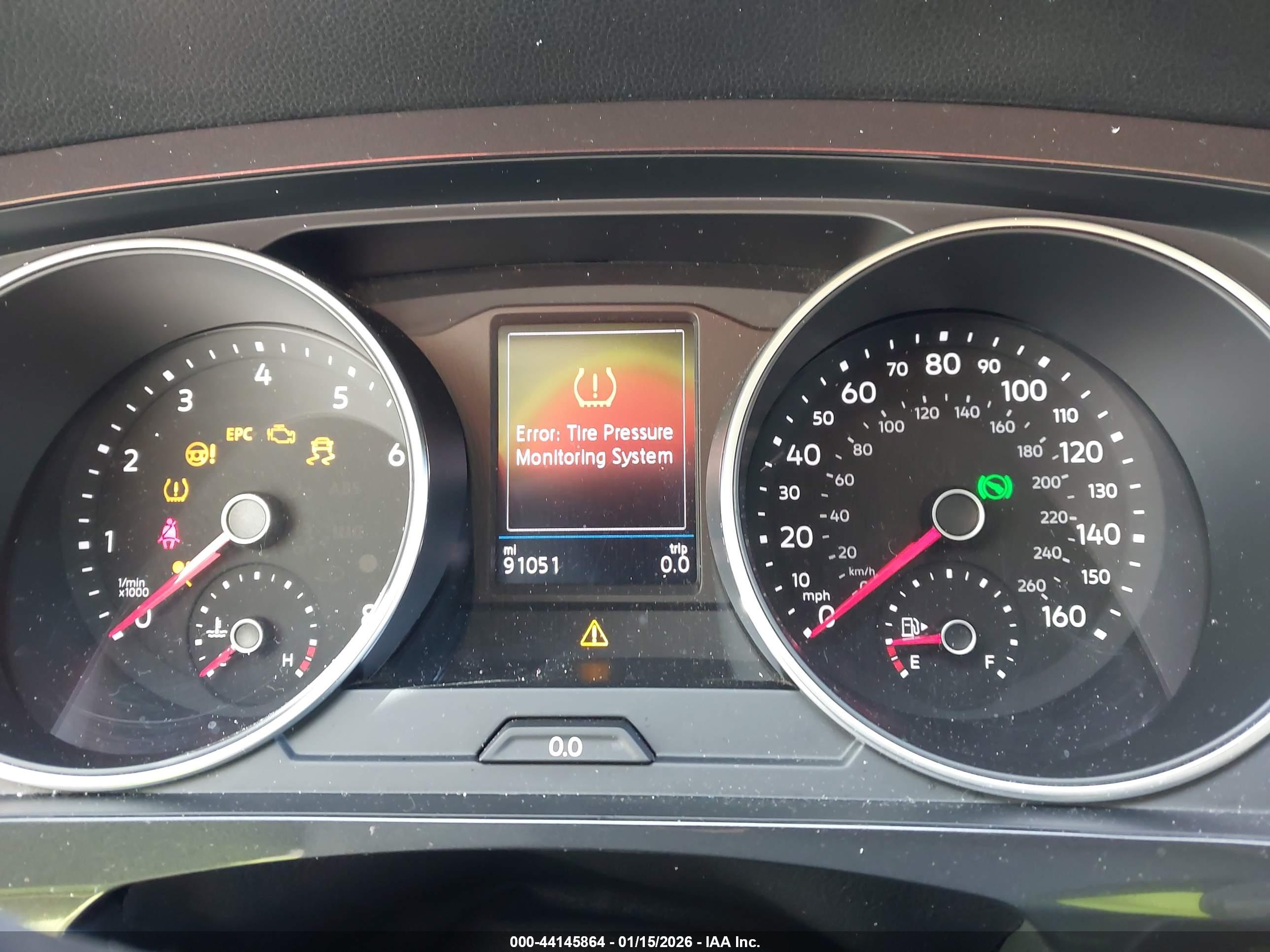 VOLKSWAGEN TIGUAN image 7