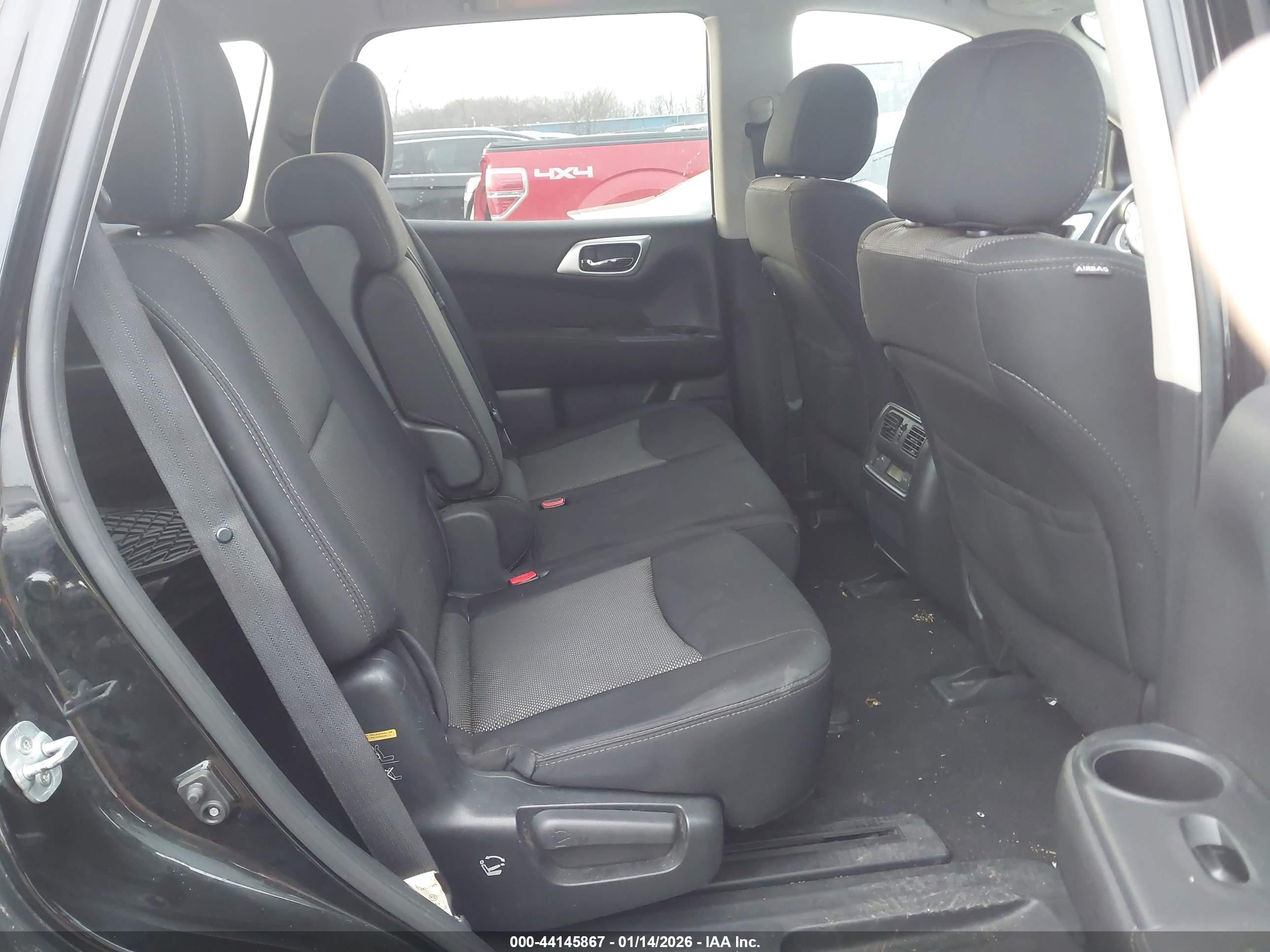 NISSAN PATHFINDER image 8