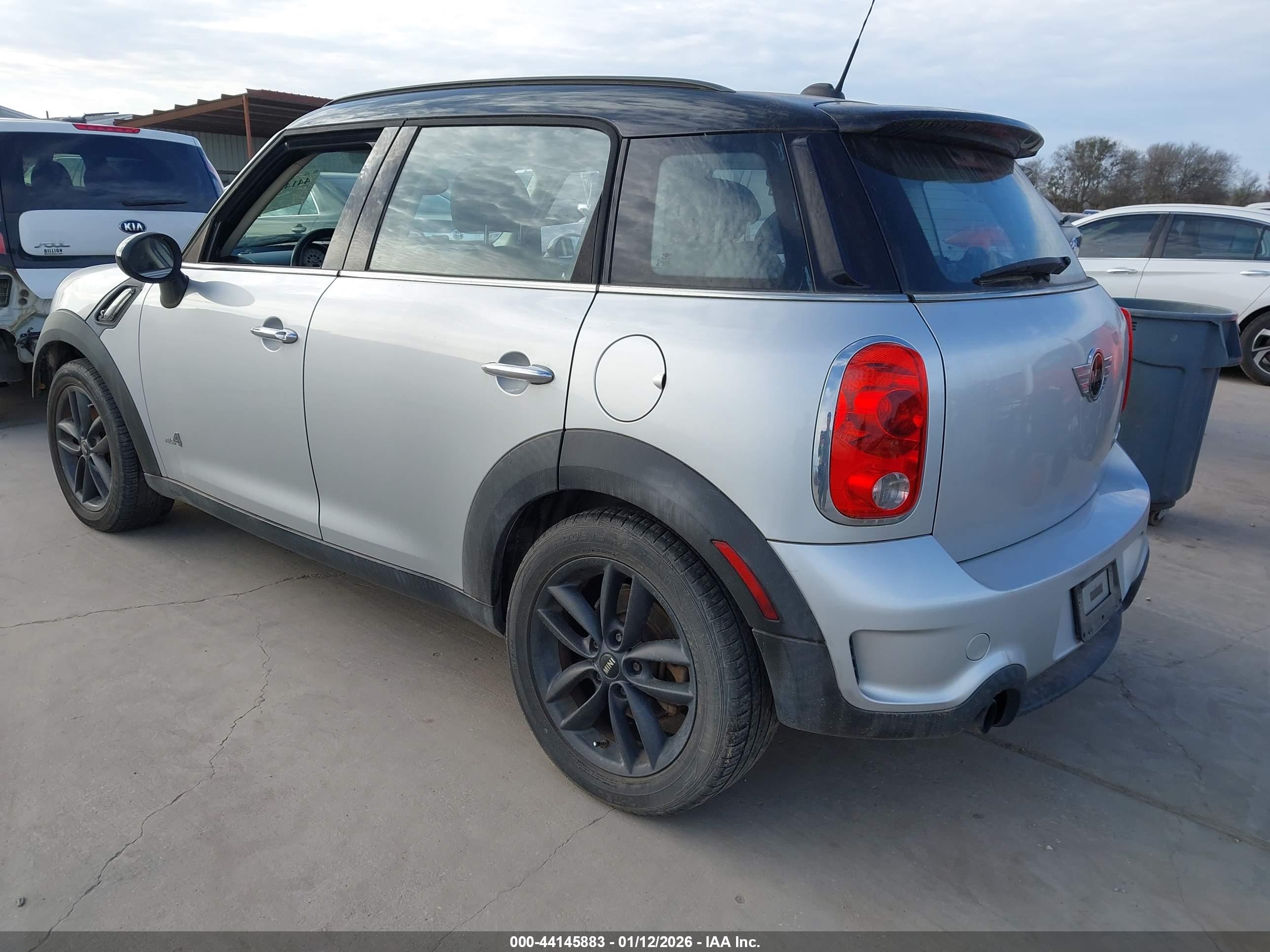 MINI COOPER image 3