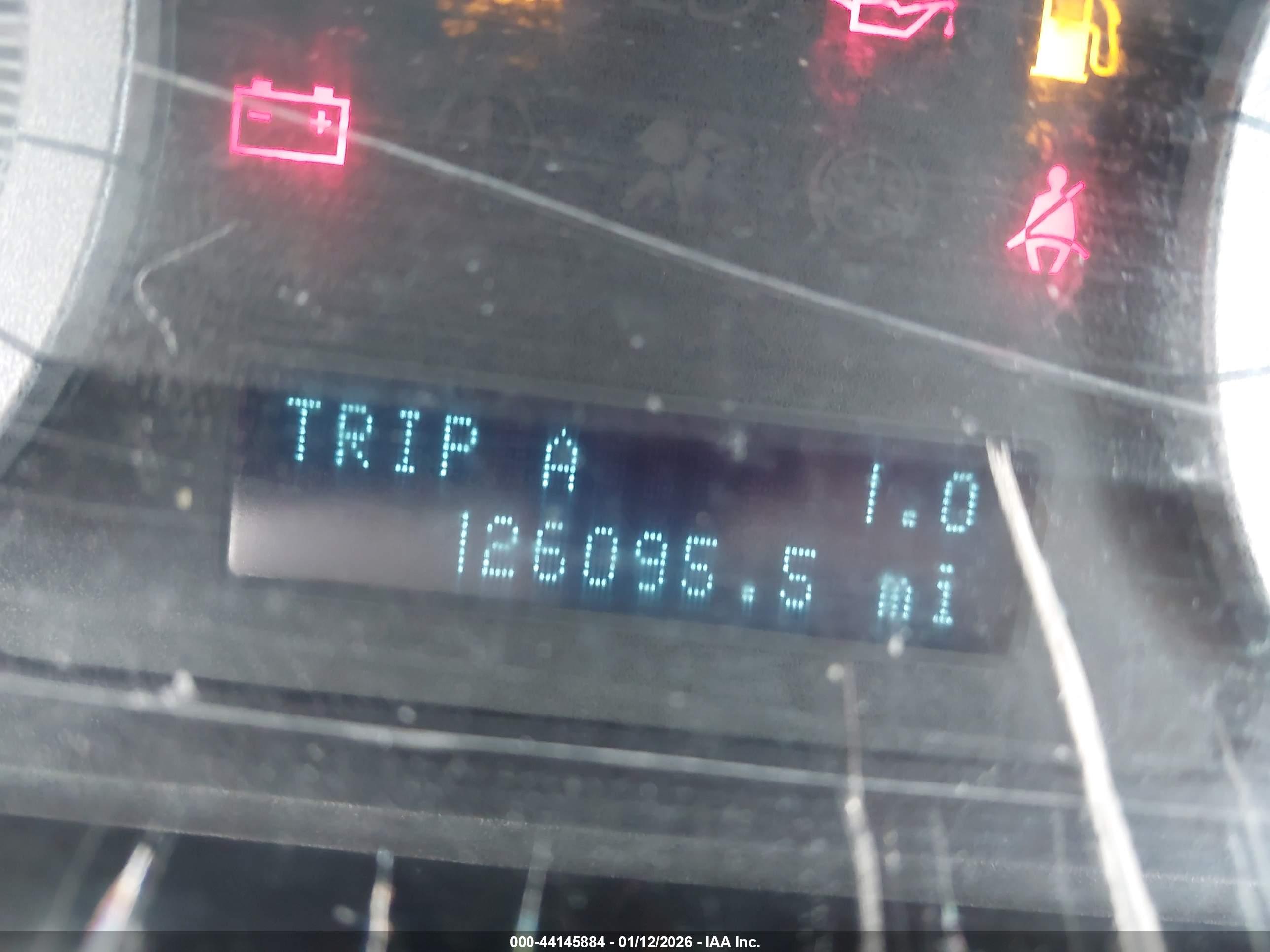 FORD ESCAPE image 7