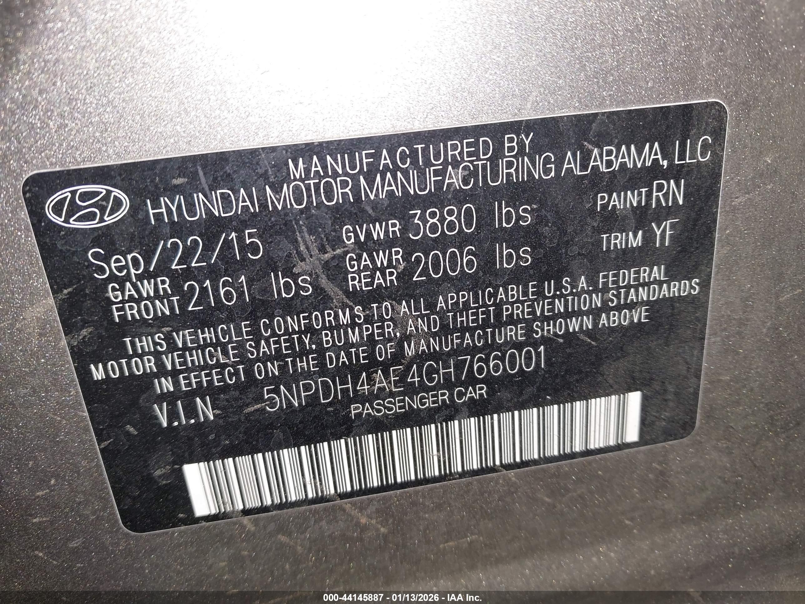 HYUNDAI ELANTRA image 9