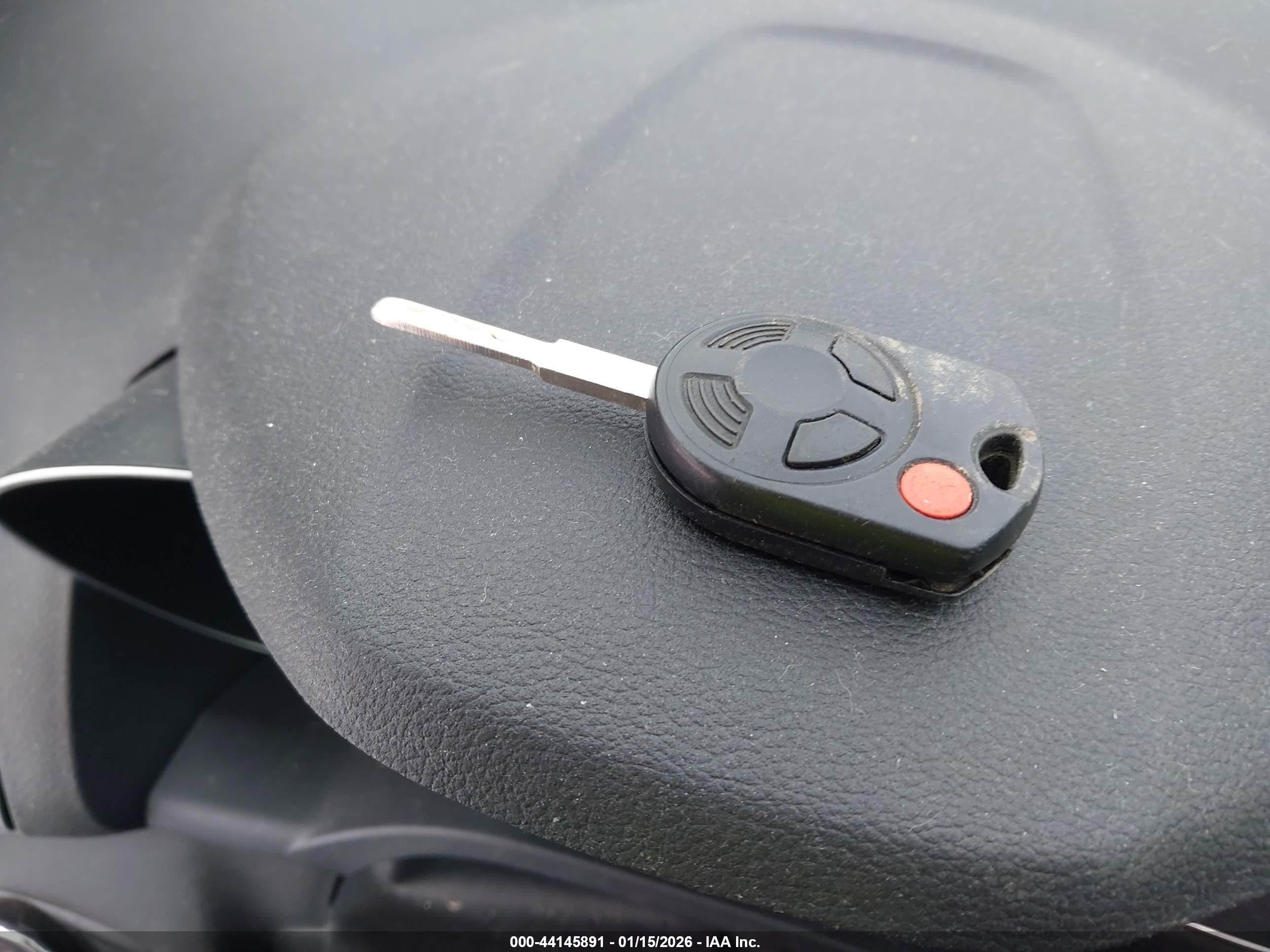 FORD ESCAPE image 11