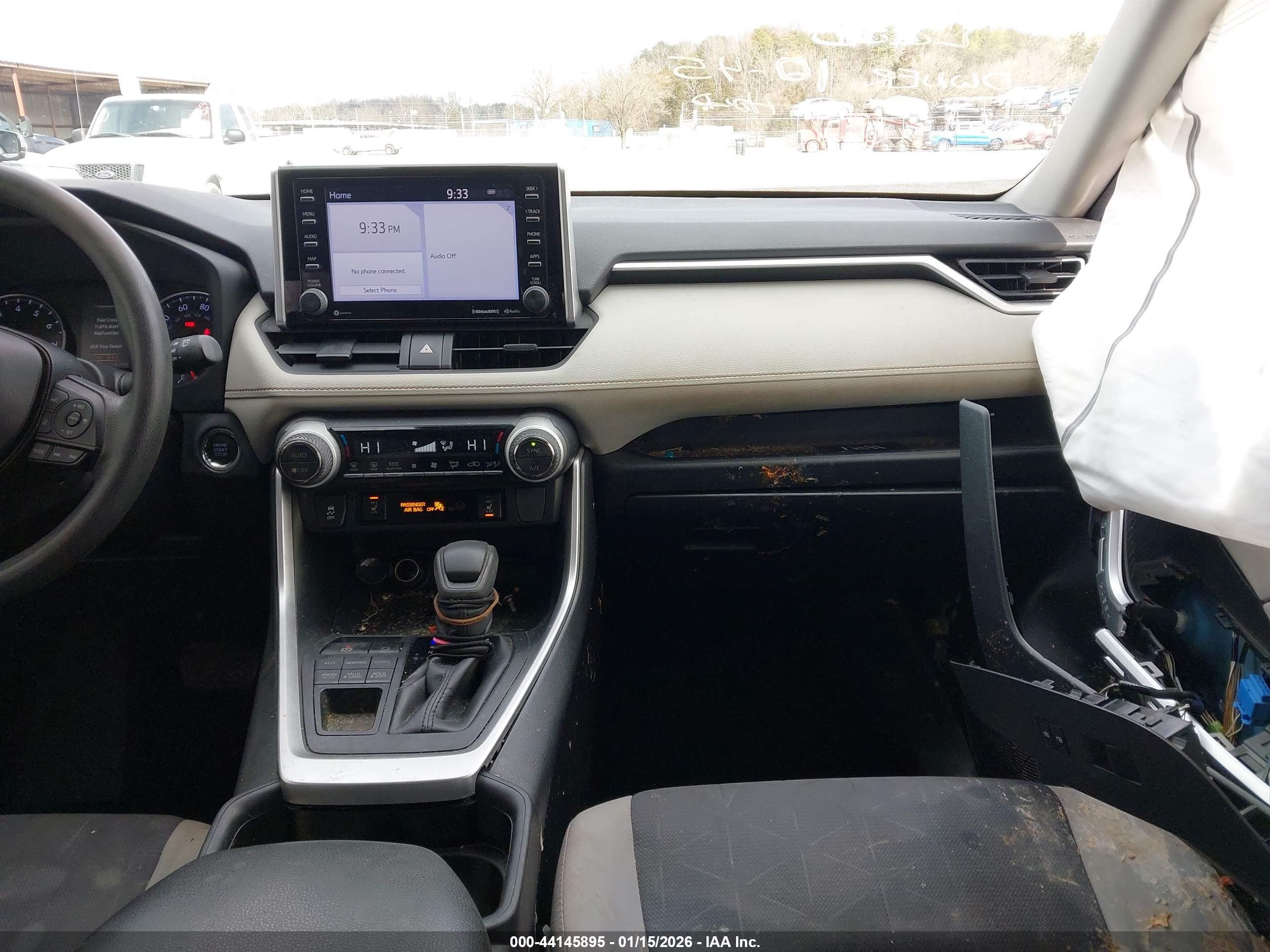 TOYOTA RAV4 image 5