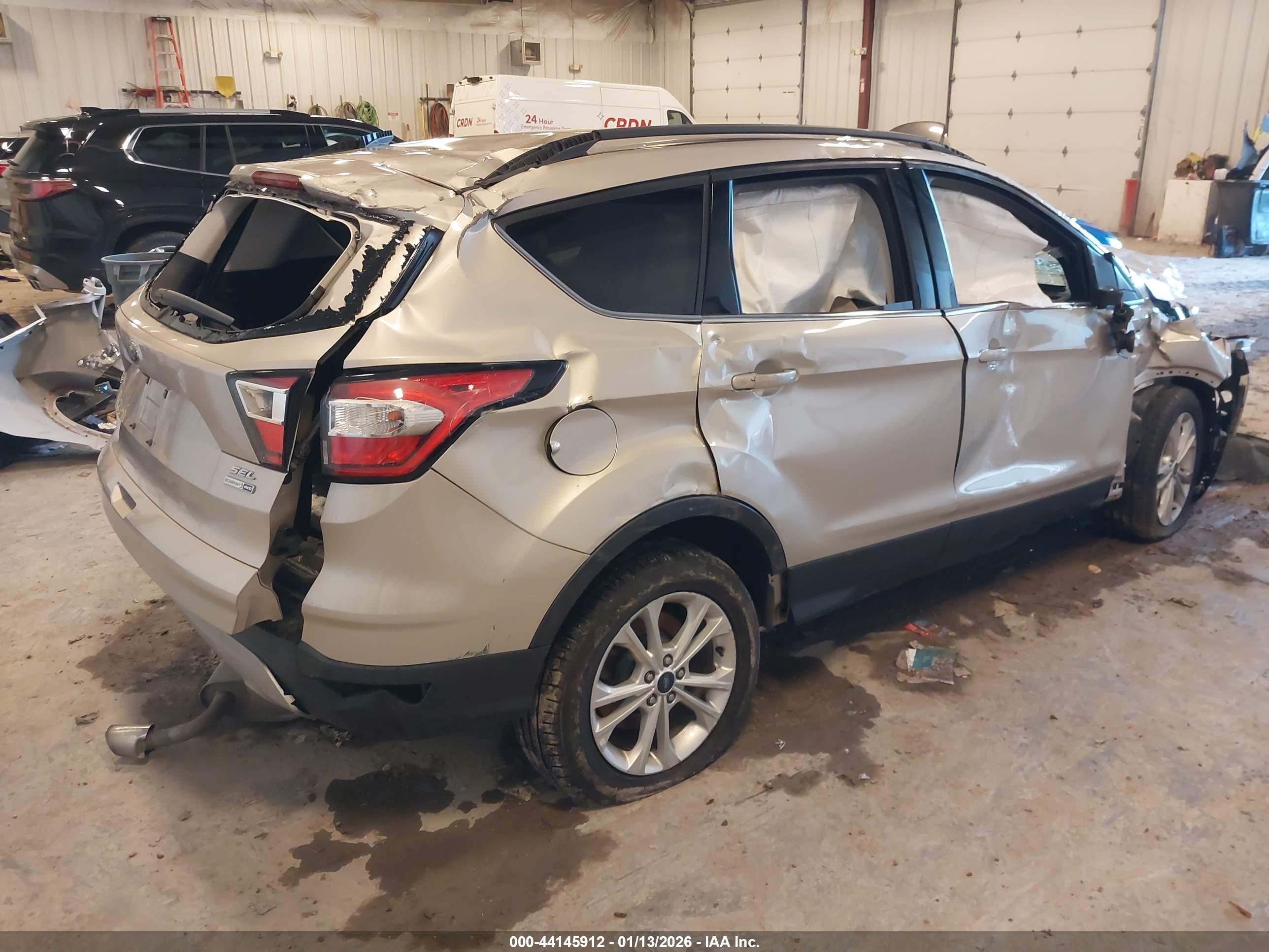 FORD ESCAPE image 4