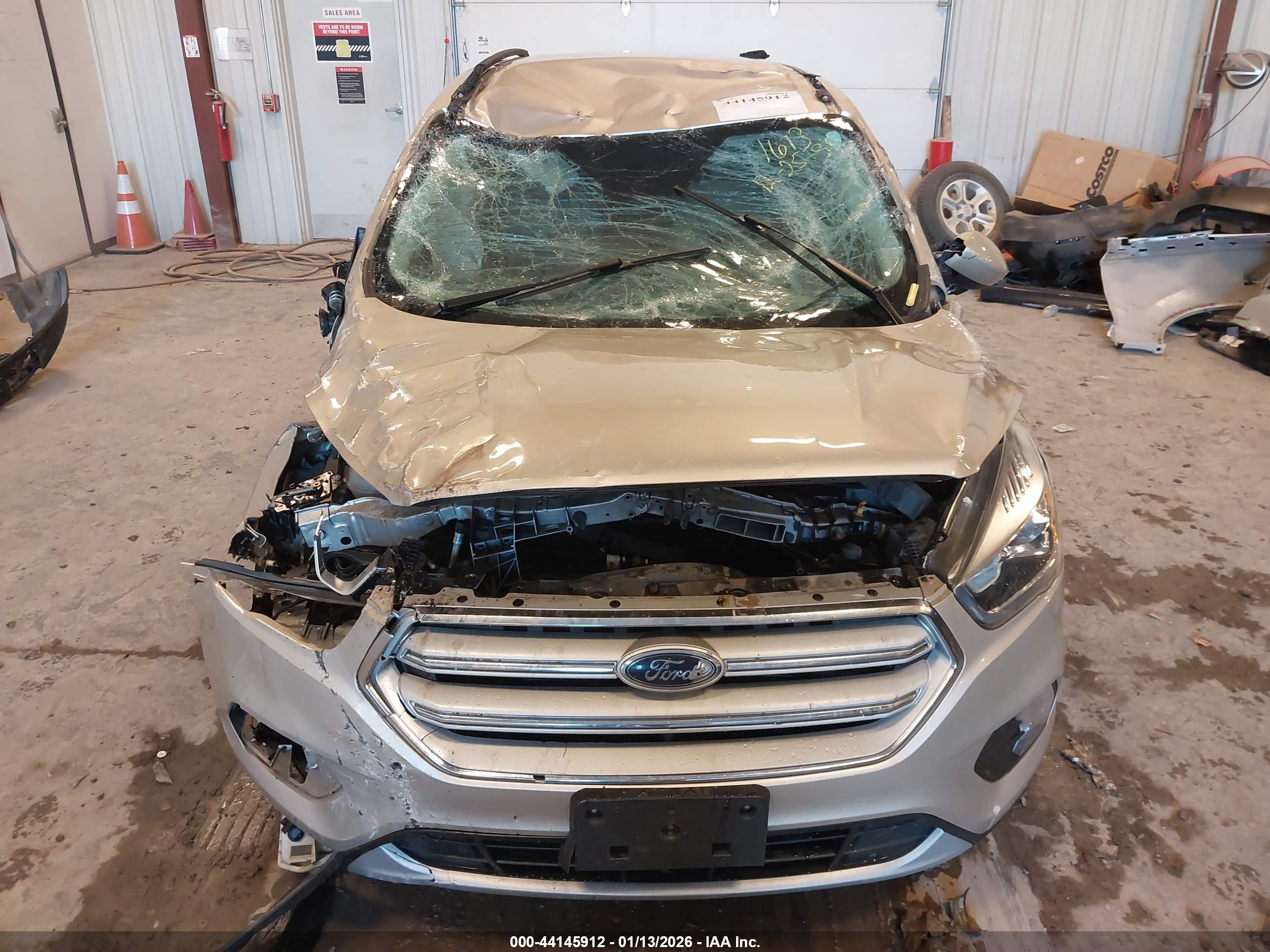 FORD ESCAPE image 6