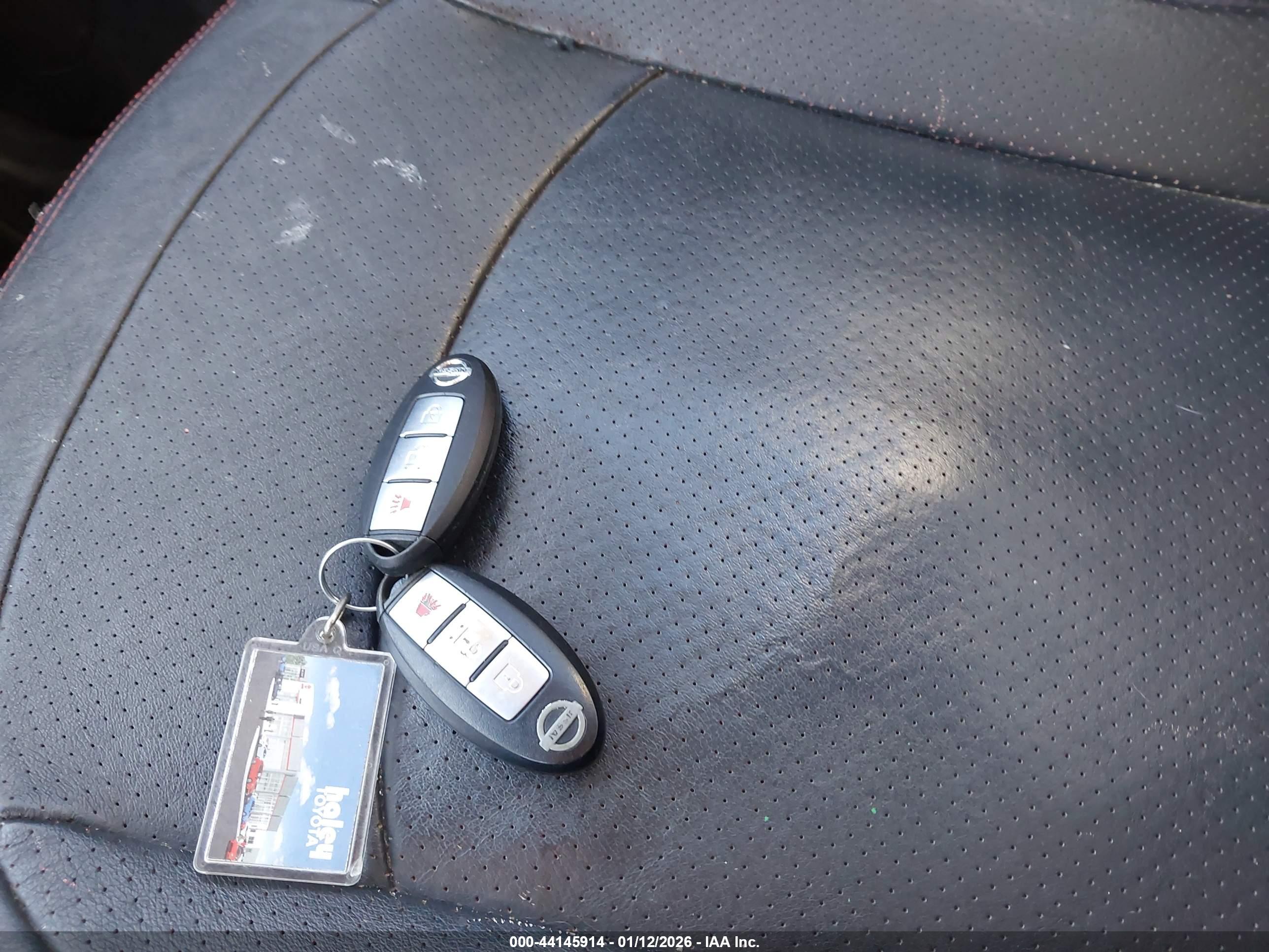 NISSAN ROGUE image 11
