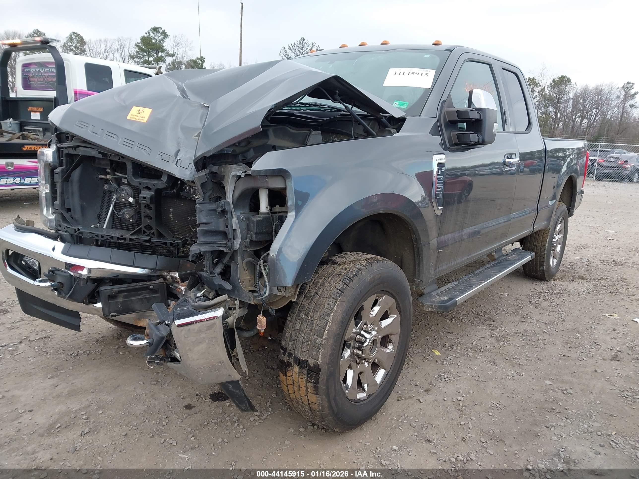 FORD F-250 image 2