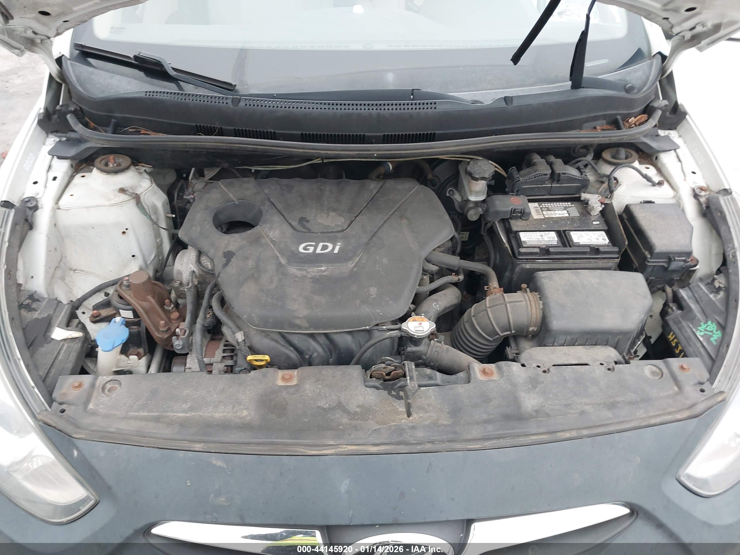 HYUNDAI ACCENT image 10