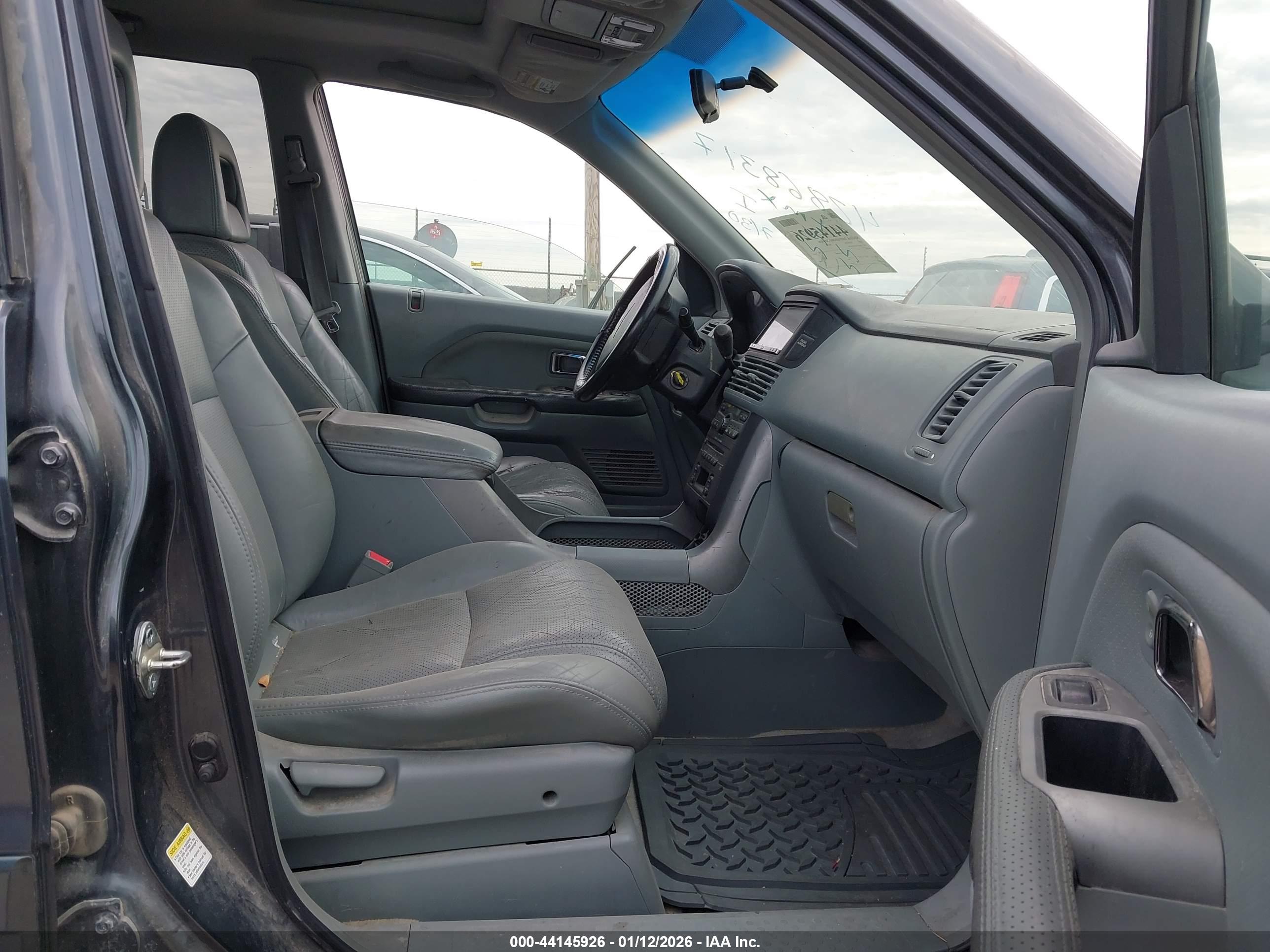 HONDA PILOT image 5