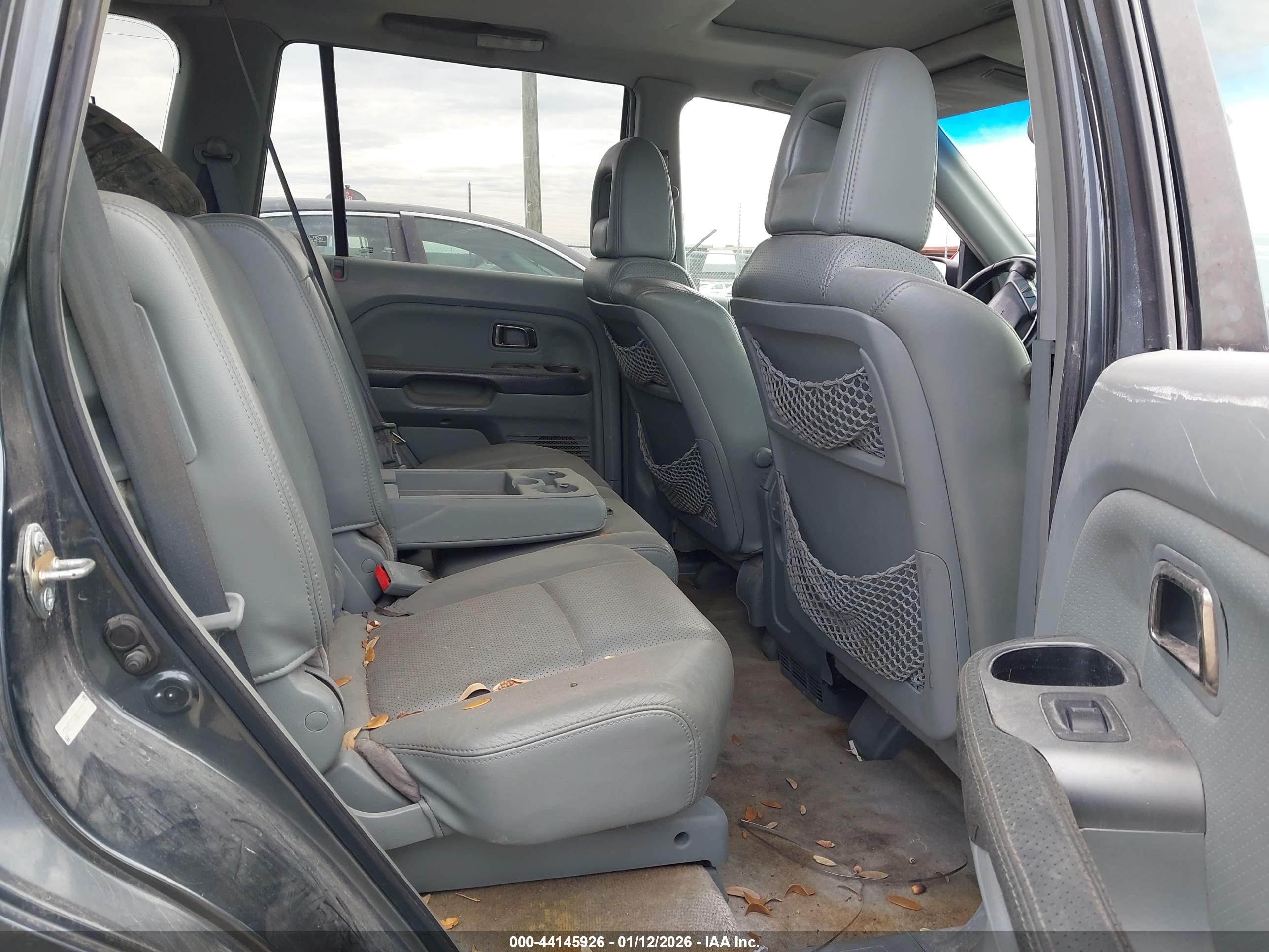 HONDA PILOT image 8
