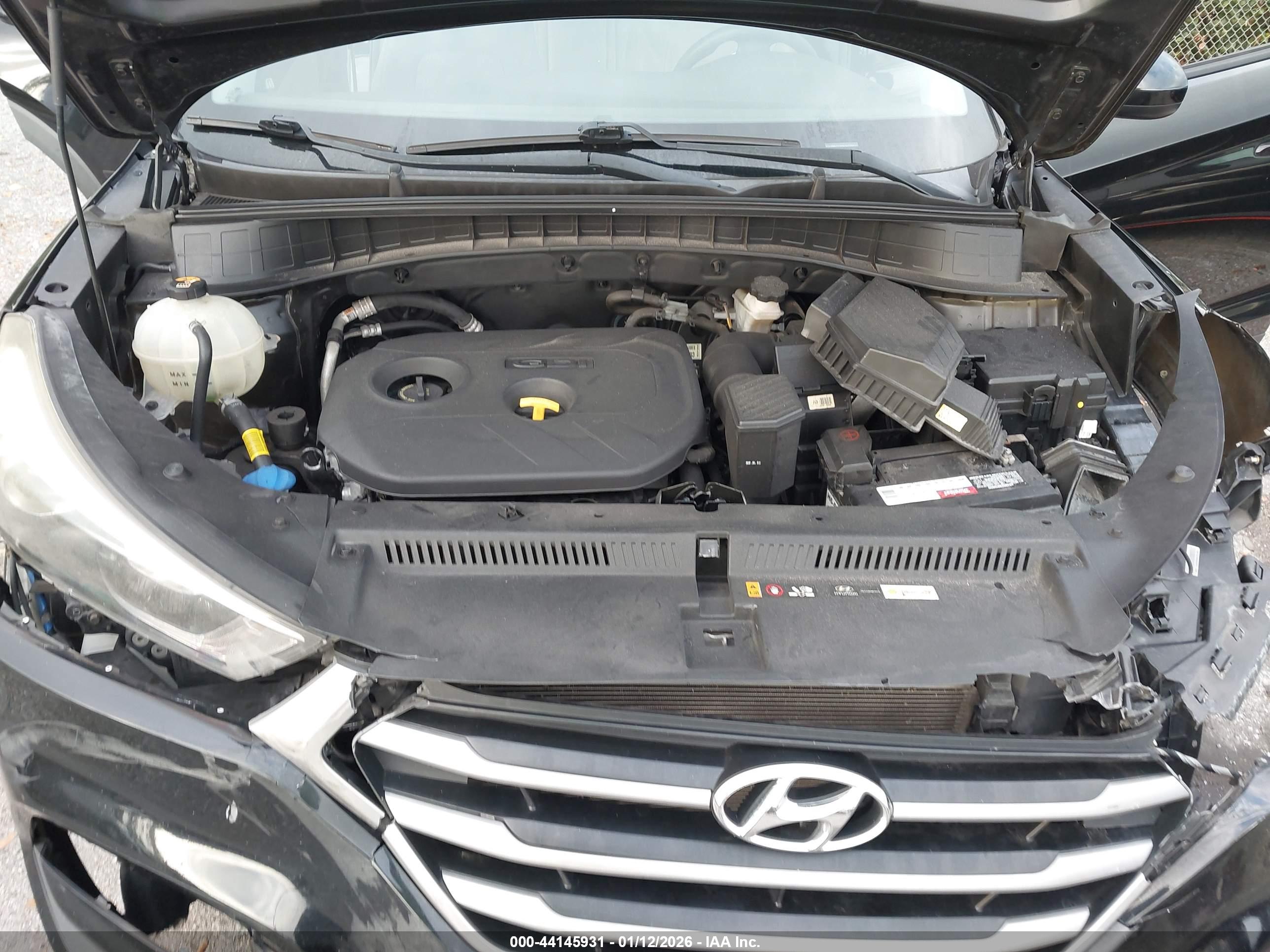 HYUNDAI TUCSON image 10