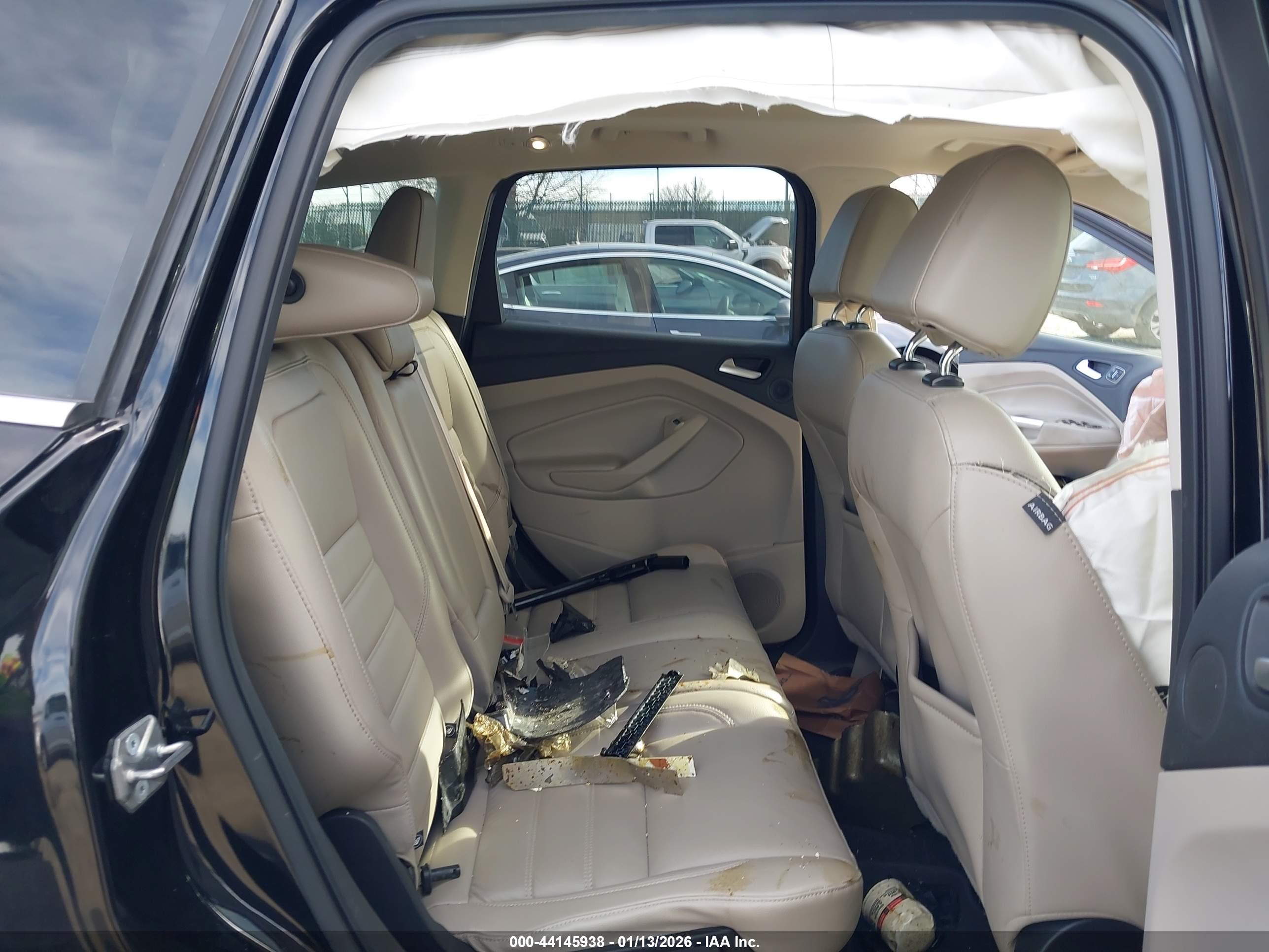 FORD ESCAPE image 8