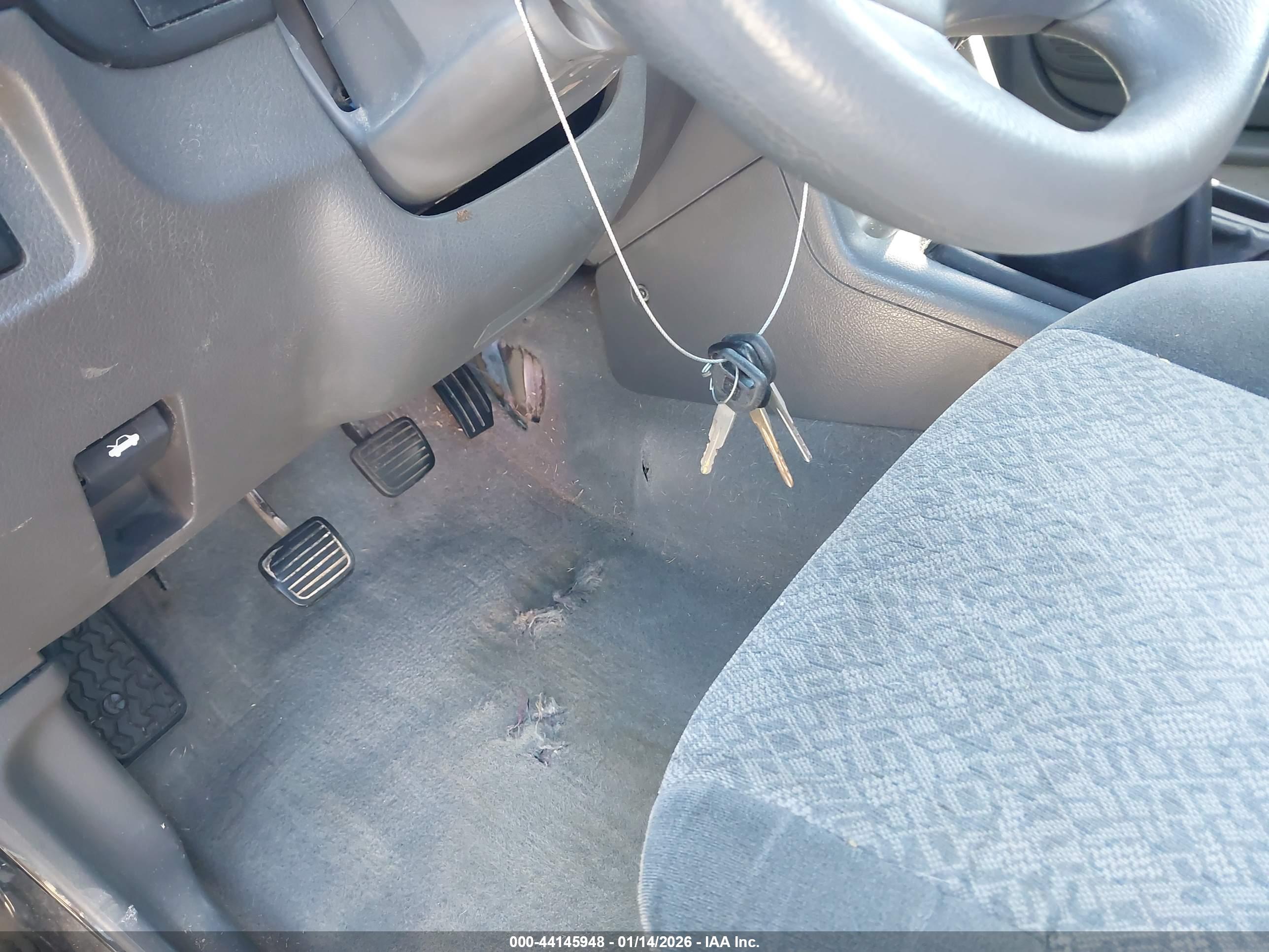 ISUZU RODEO image 11