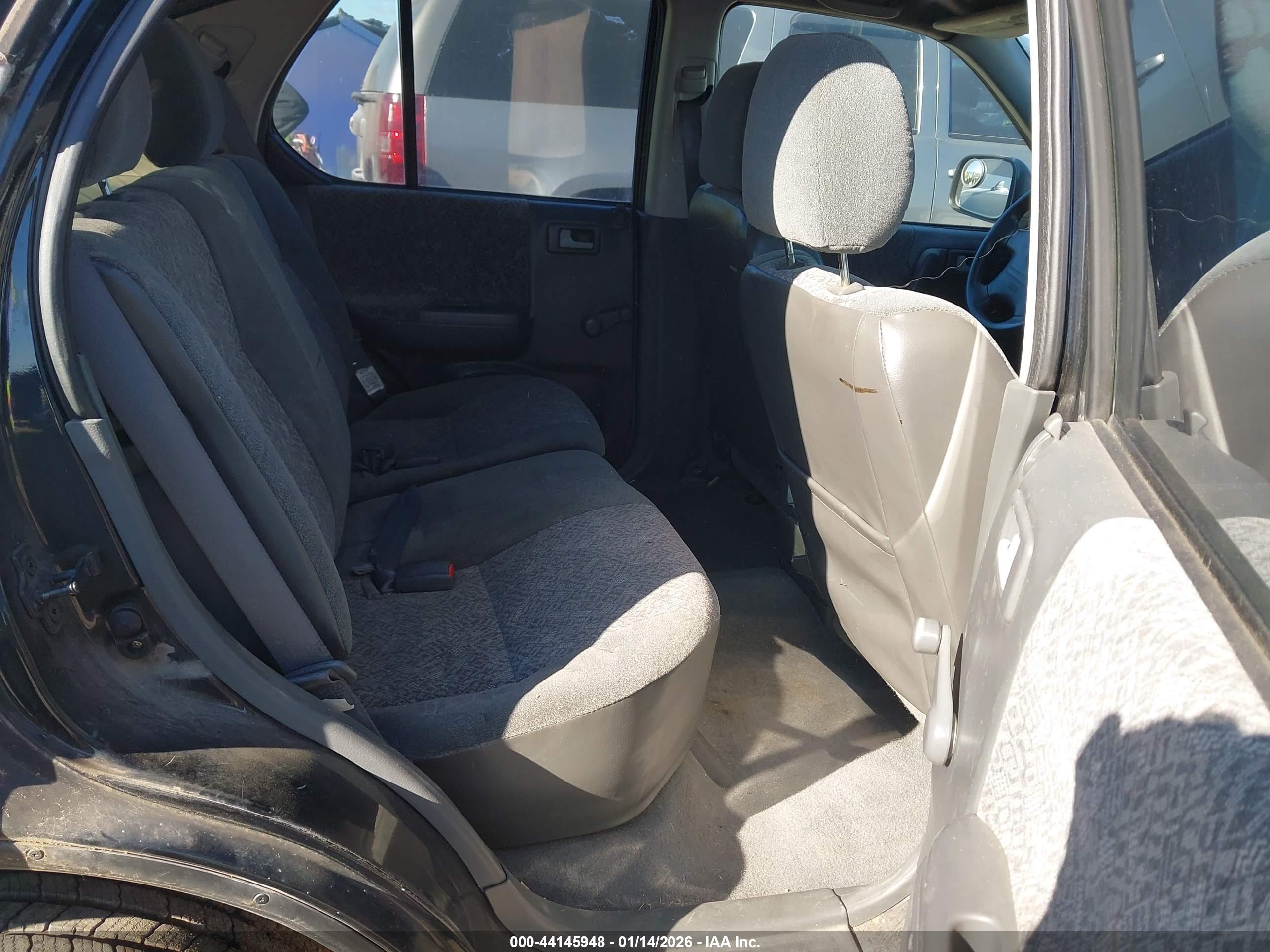 ISUZU RODEO image 8