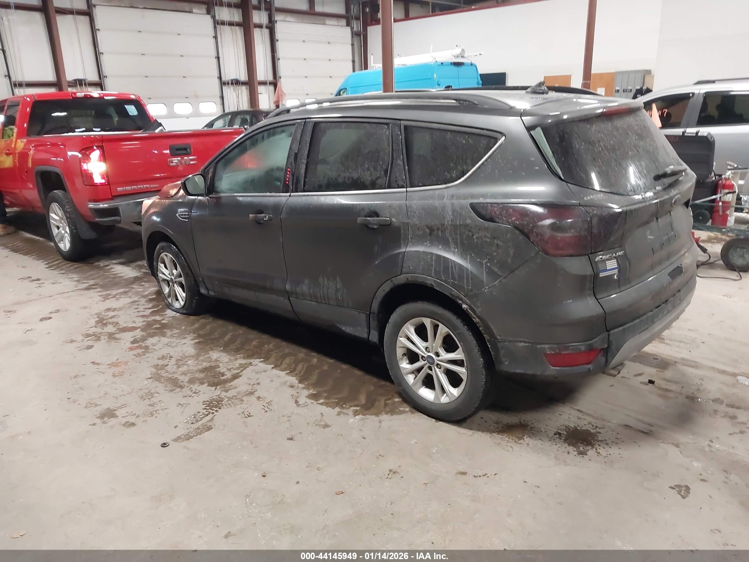 FORD ESCAPE image 3