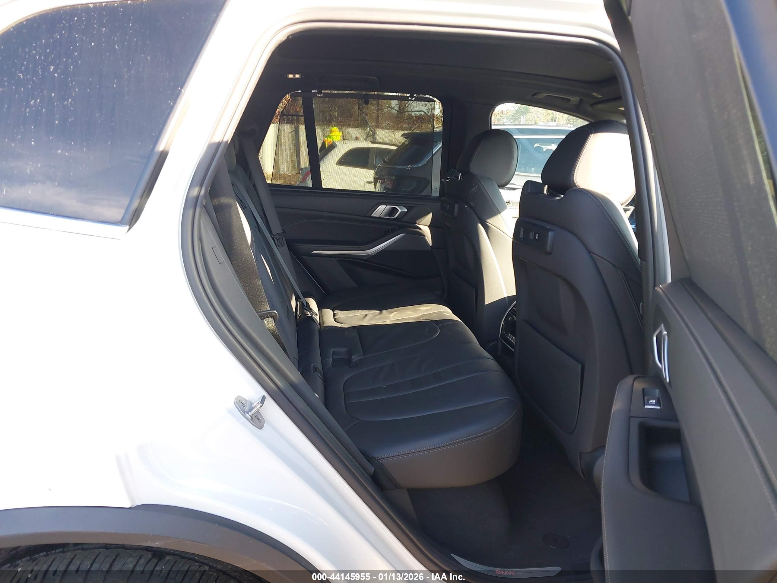 BMW X5 image 8