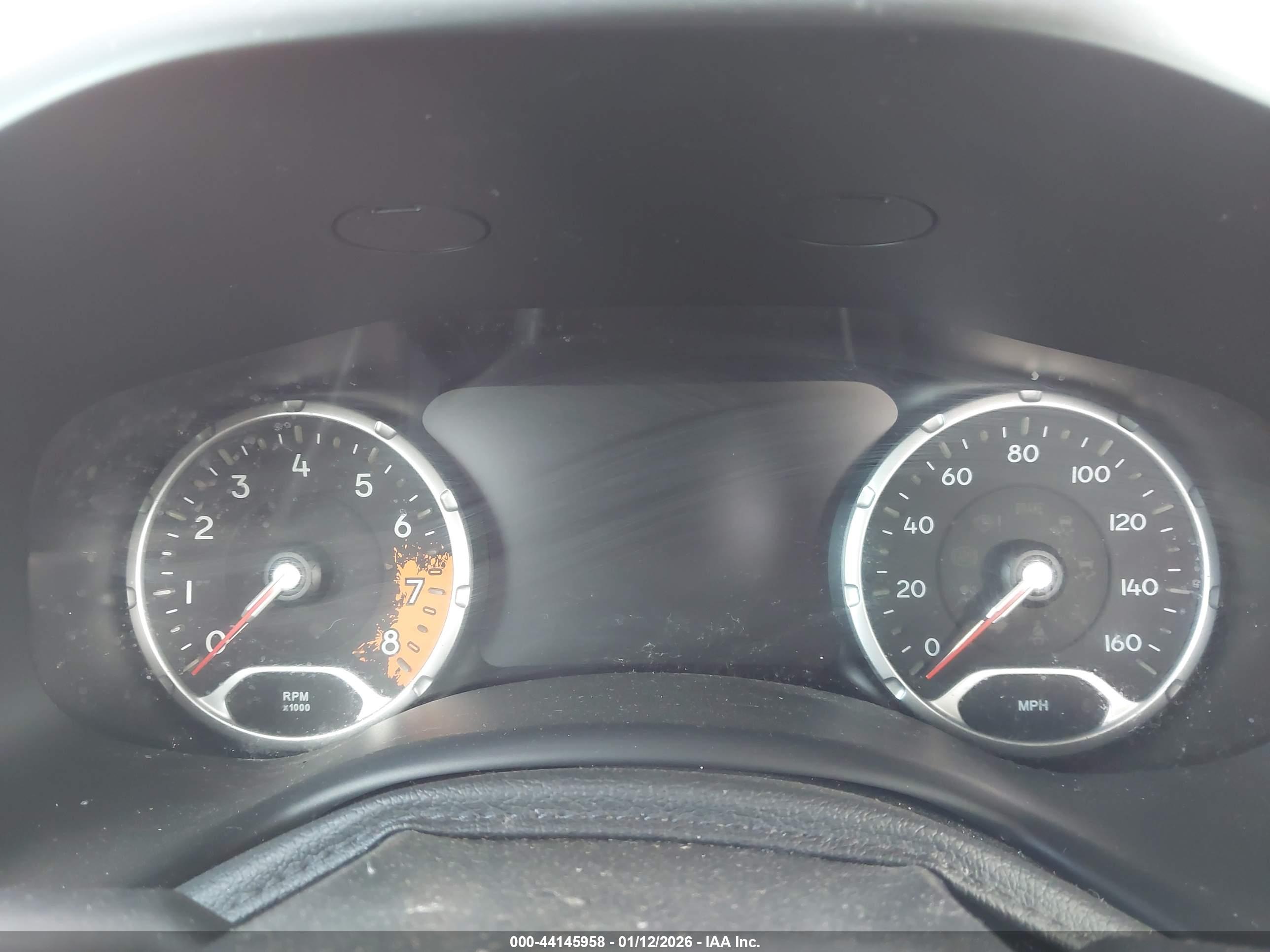JEEP RENEGADE image 7