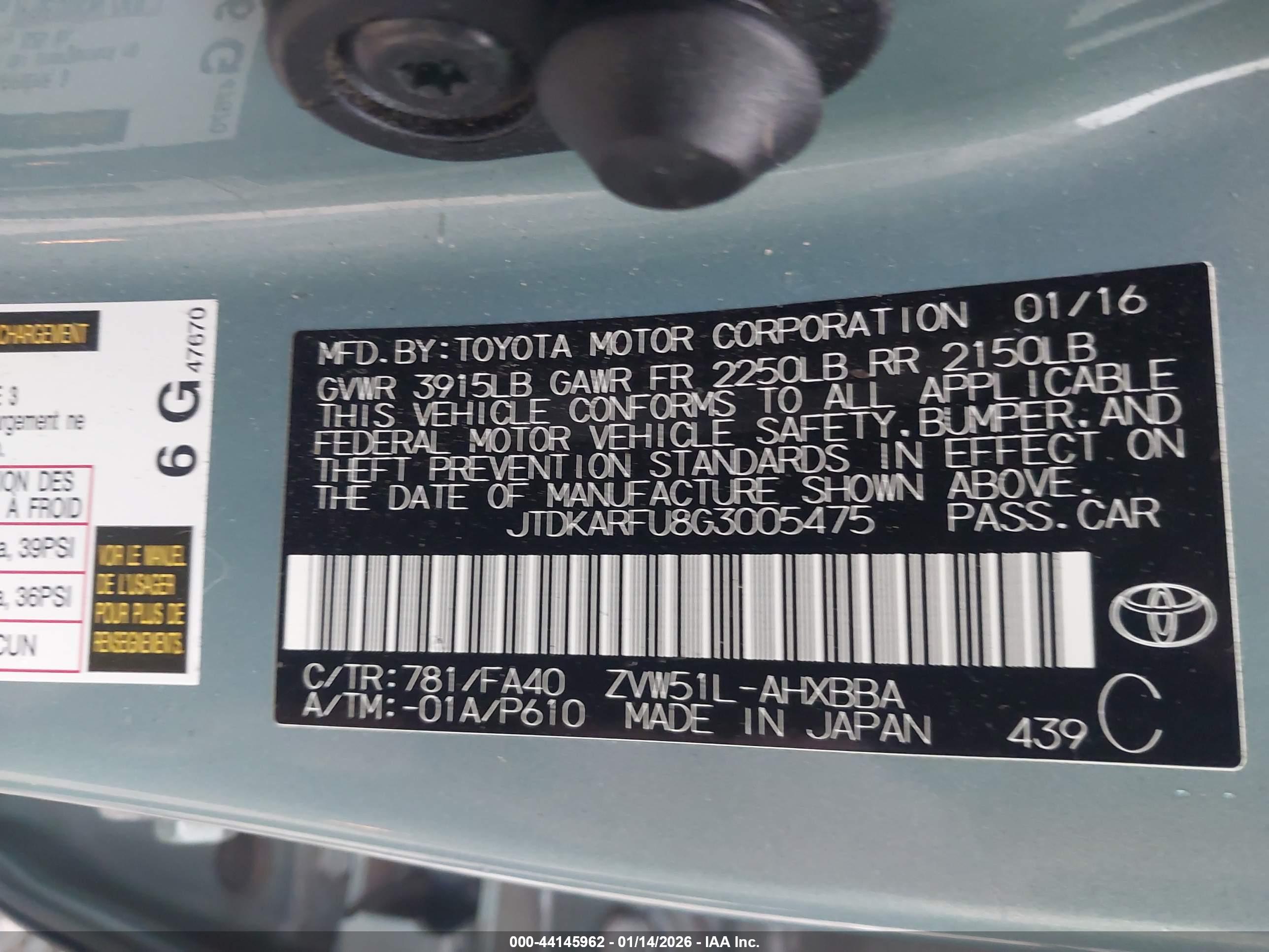 TOYOTA PRIUS image 9